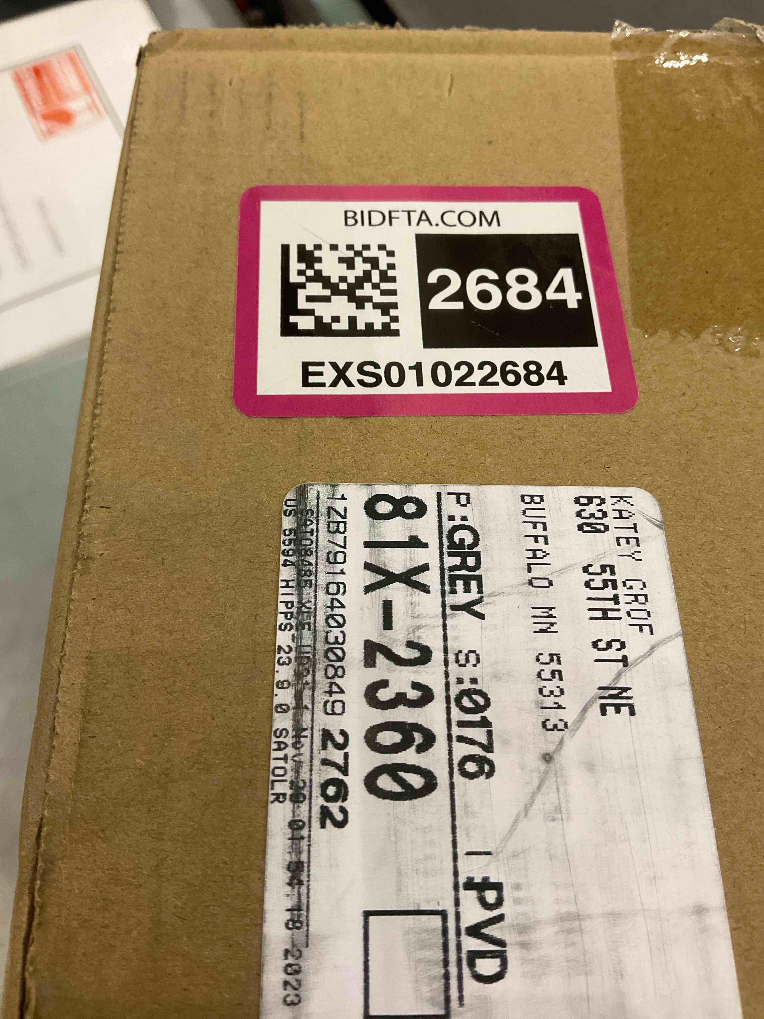 https://s3.amazonaws.com/lotting-images-prod/BargainHunt/EXS01022684_1707752059868.jpeg