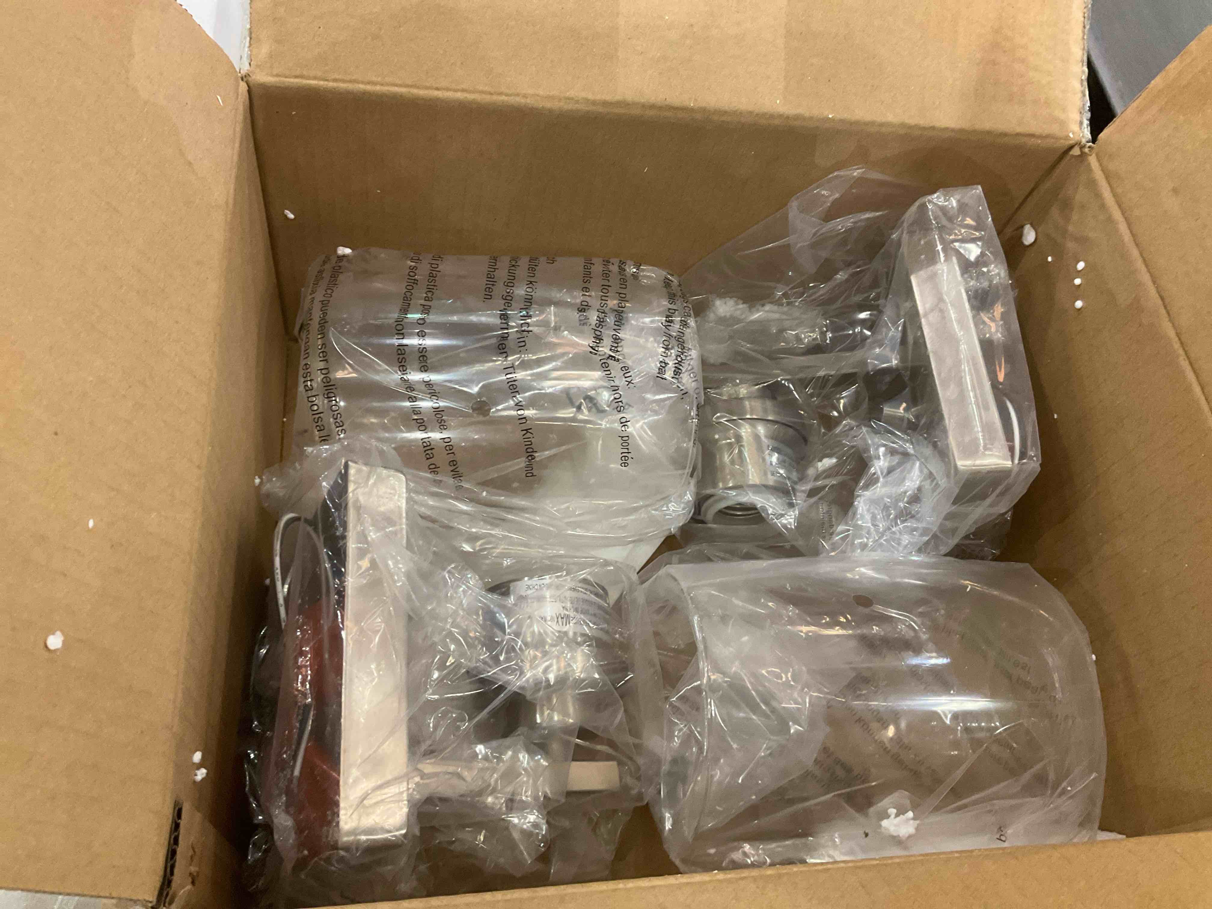 https://s3.amazonaws.com/lotting-images-prod/BargainHunt/EXS01022858_1707850550436.jpeg