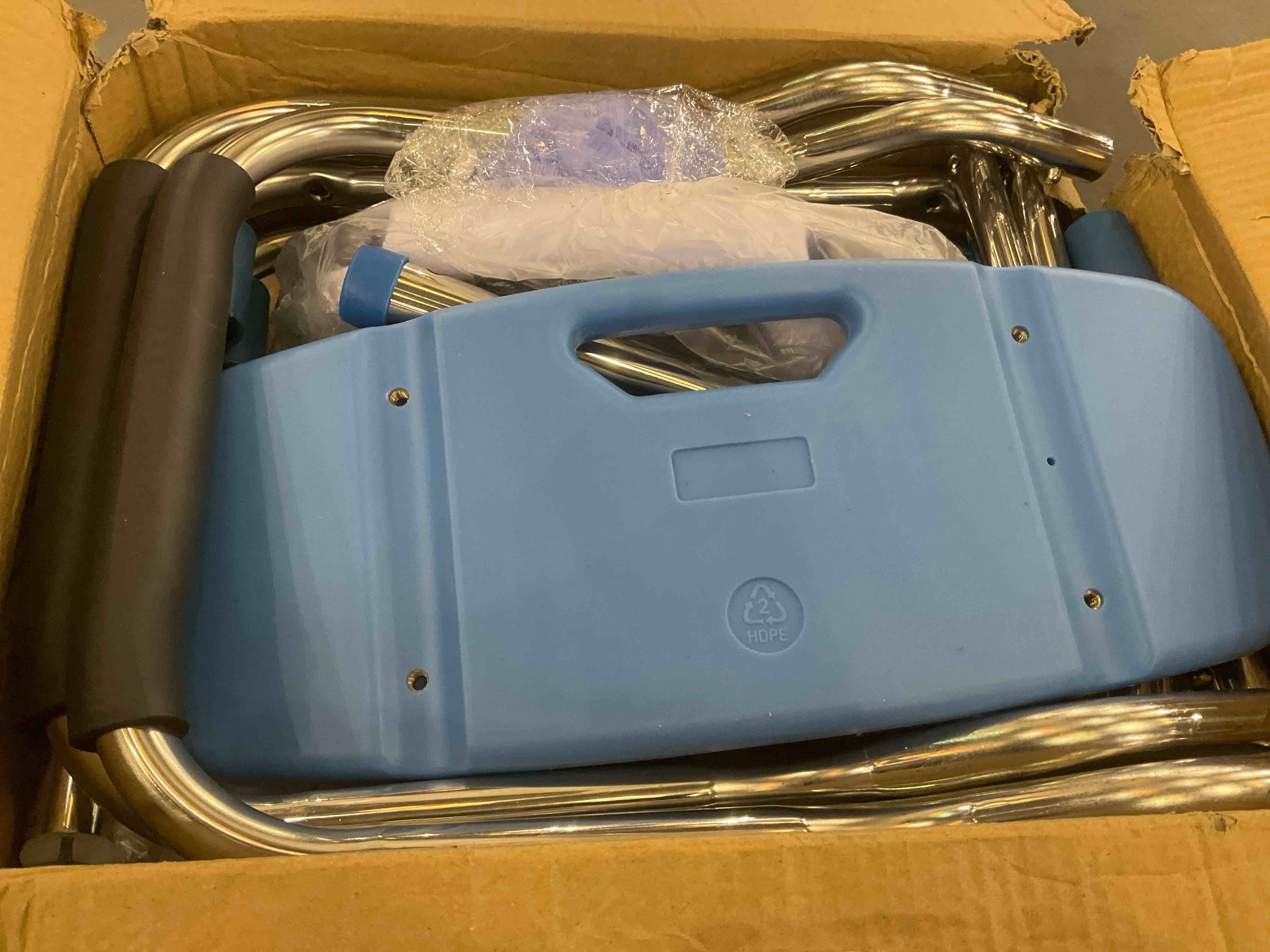 https://s3.amazonaws.com/lotting-images-prod/BargainHunt/EXS01022875_1707854969147.jpeg