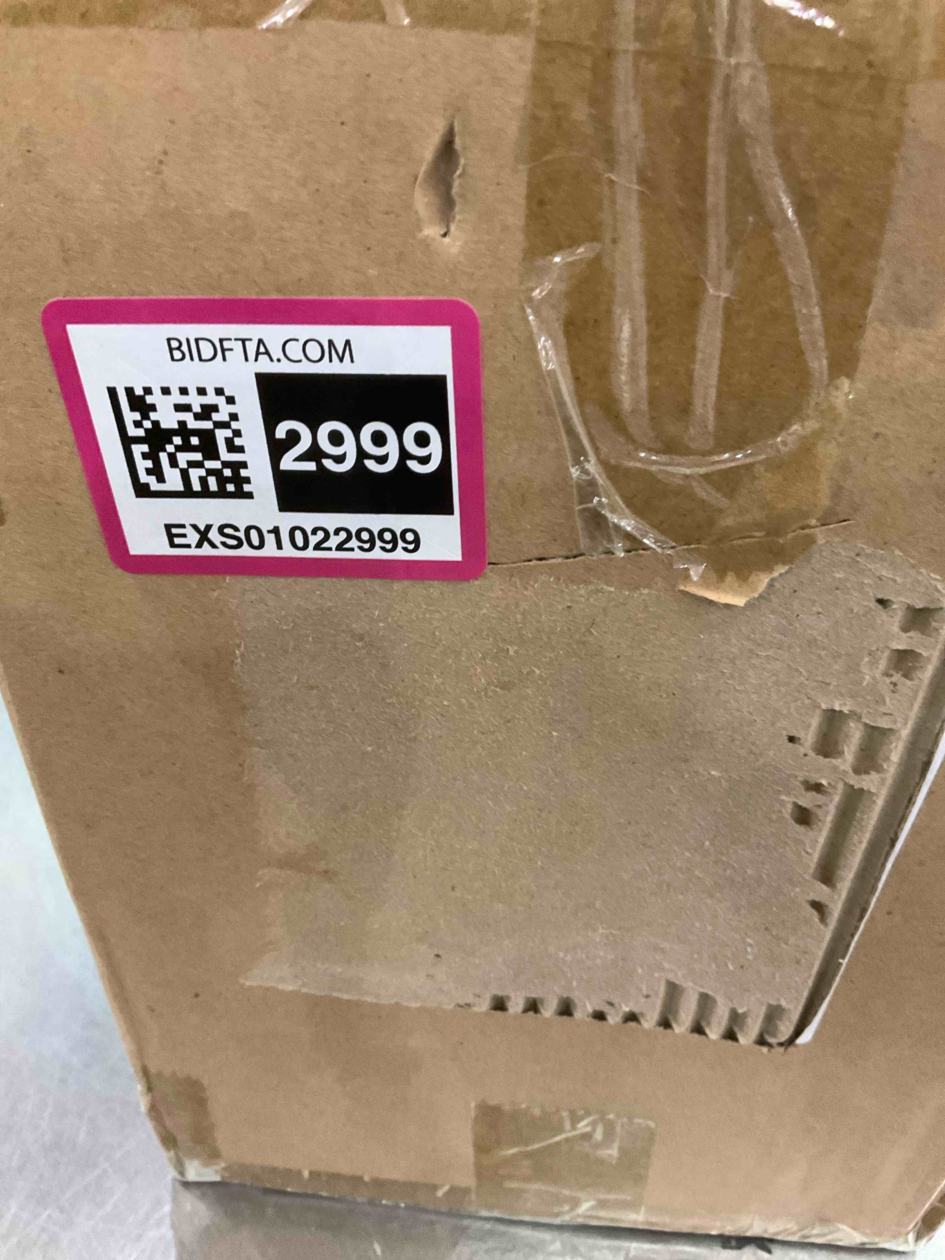 https://s3.amazonaws.com/lotting-images-prod/BargainHunt/EXS01022999_1707928580699.jpeg