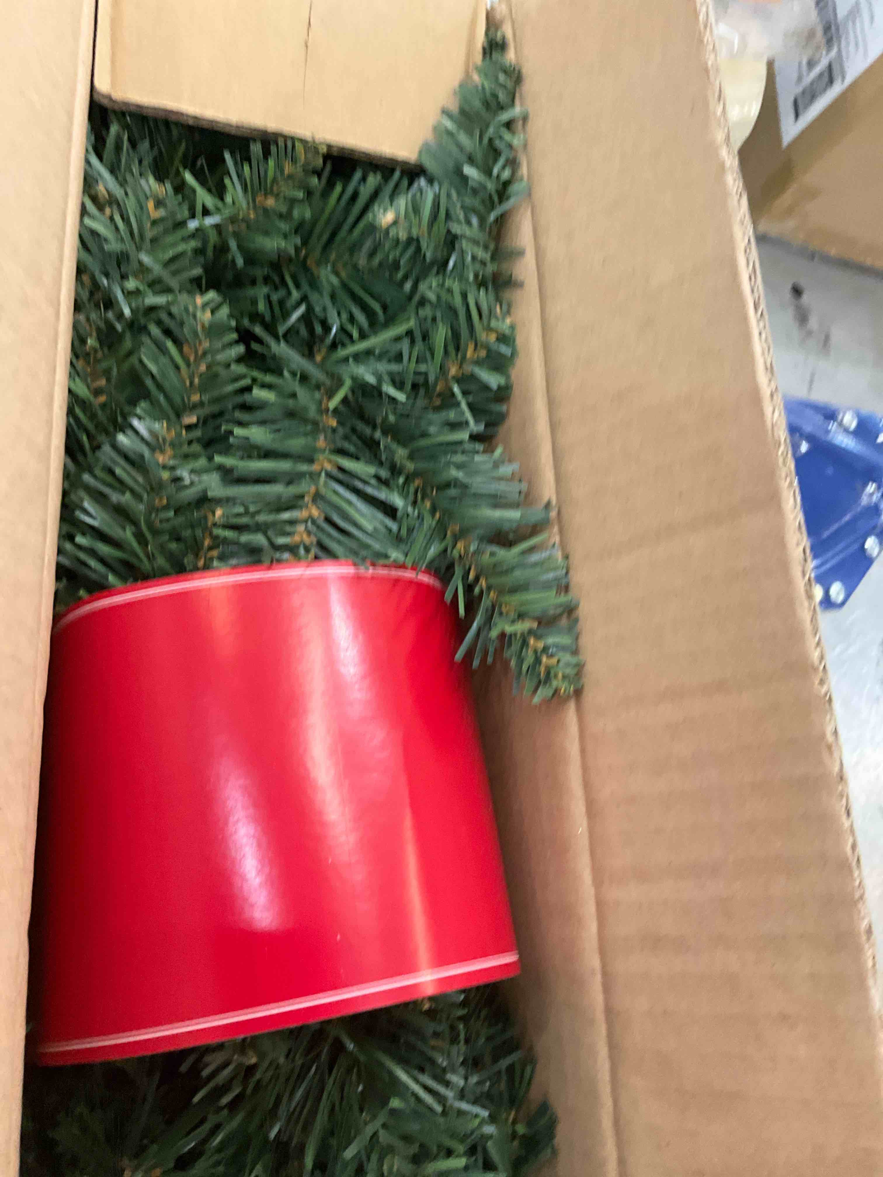 https://s3.amazonaws.com/lotting-images-prod/BargainHunt/EXS01023142_1707849745747.jpeg