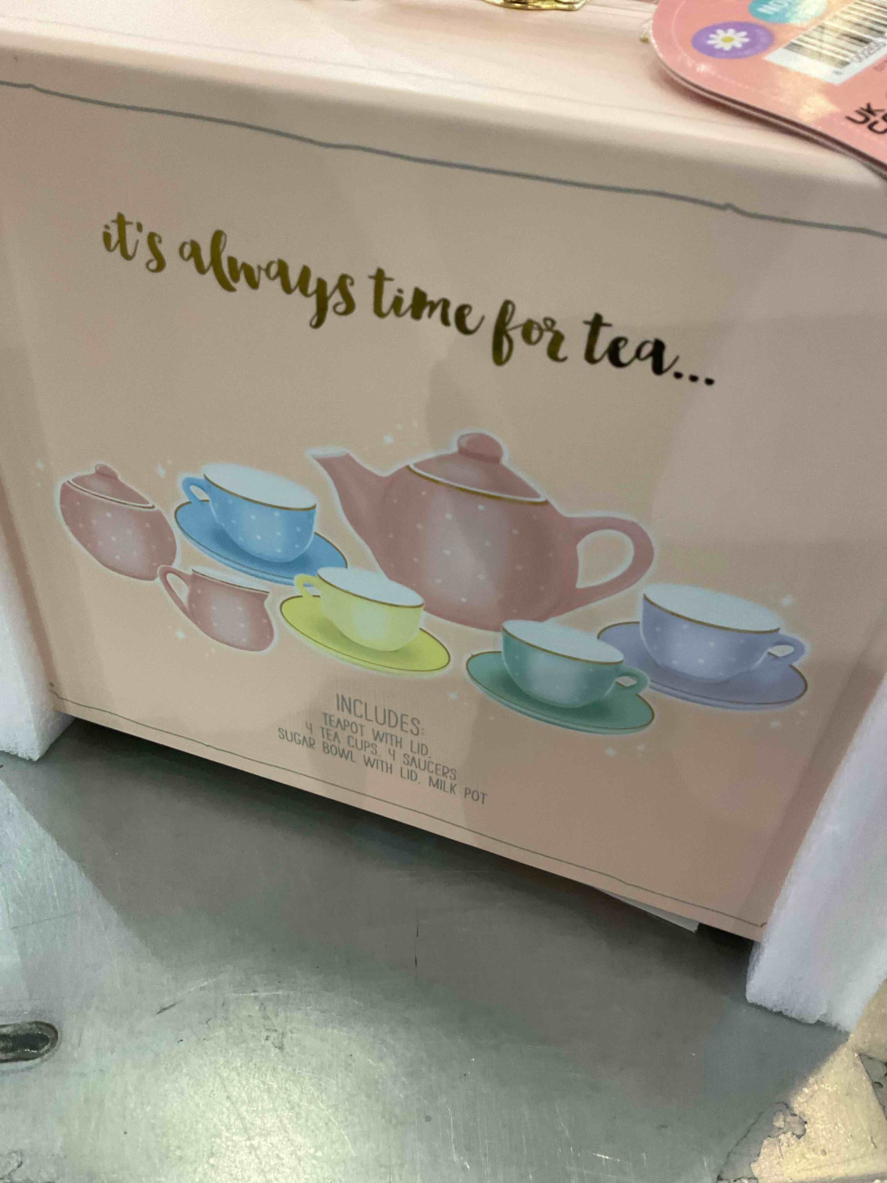 https://s3.amazonaws.com/lotting-images-prod/BargainHunt/EXS01023143_1707849906922.jpeg