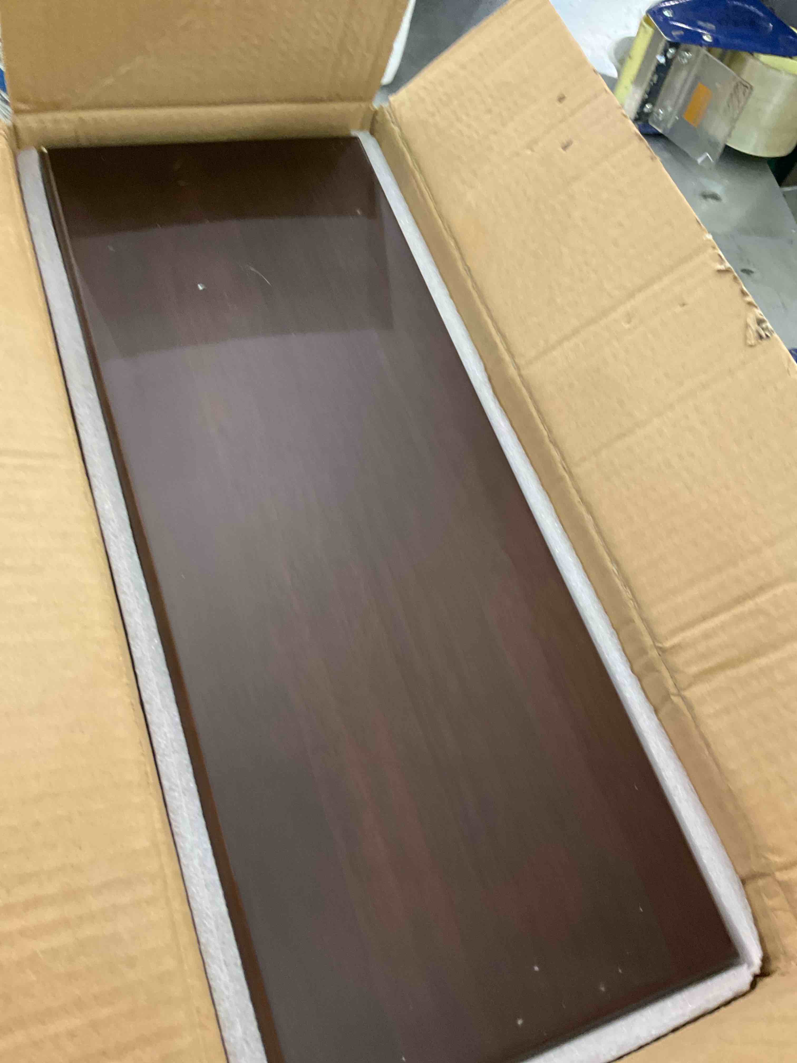 https://s3.amazonaws.com/lotting-images-prod/BargainHunt/EXS01023300_1708013294259.jpeg