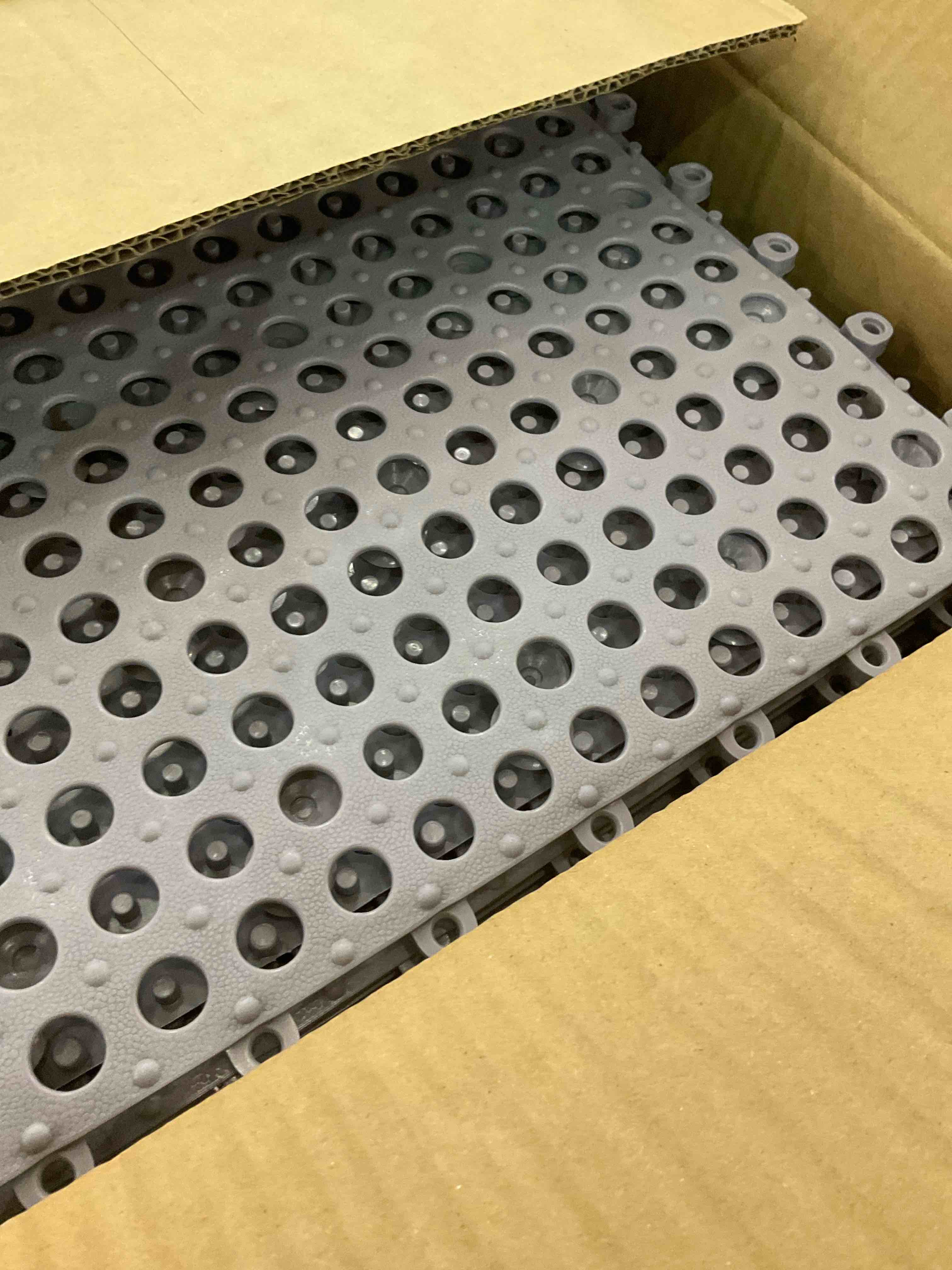 https://s3.amazonaws.com/lotting-images-prod/BargainHunt/EXS01023339_1708021032348.jpeg