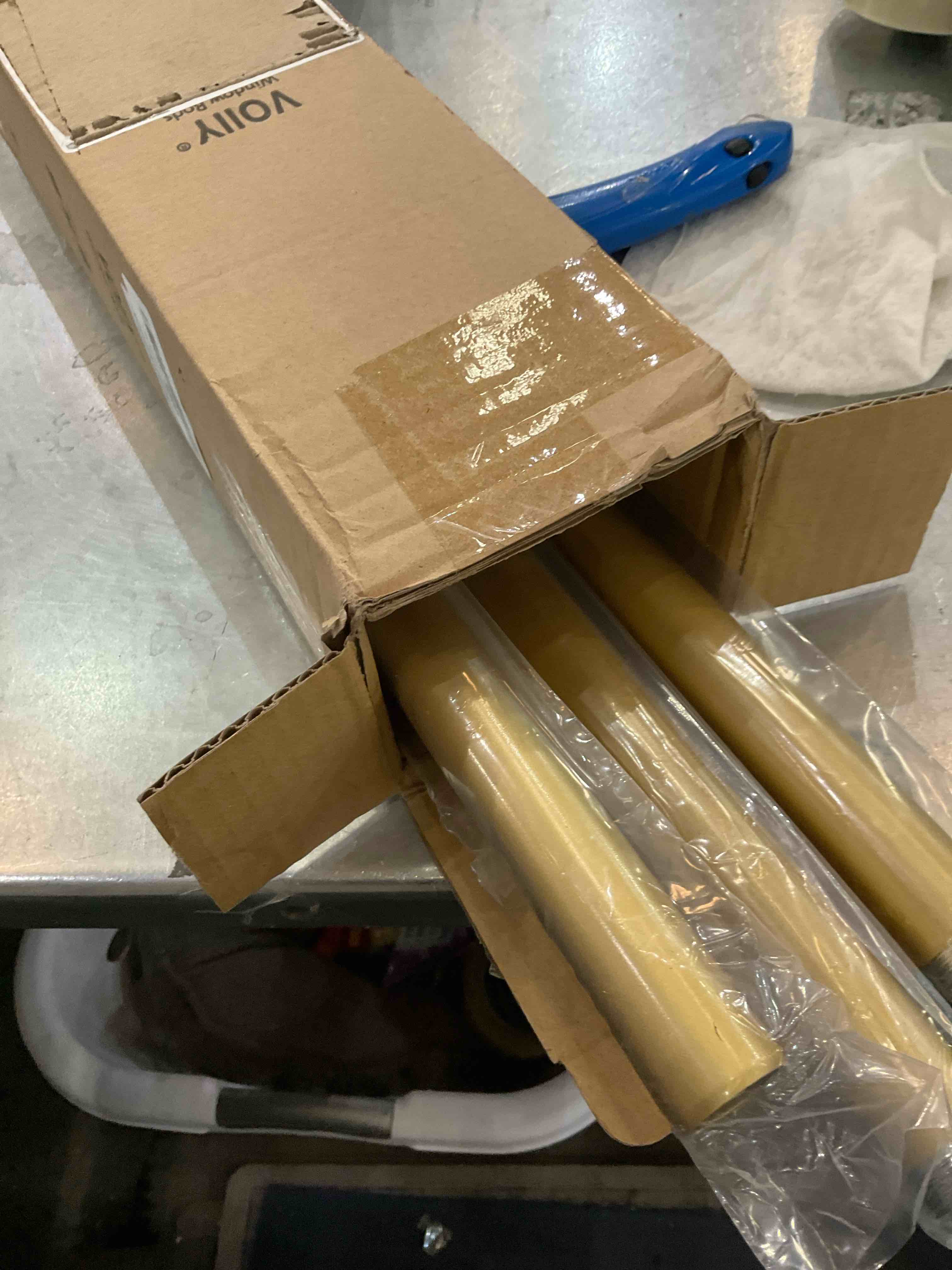https://s3.amazonaws.com/lotting-images-prod/BargainHunt/EXS01023344_1708021712560.jpeg