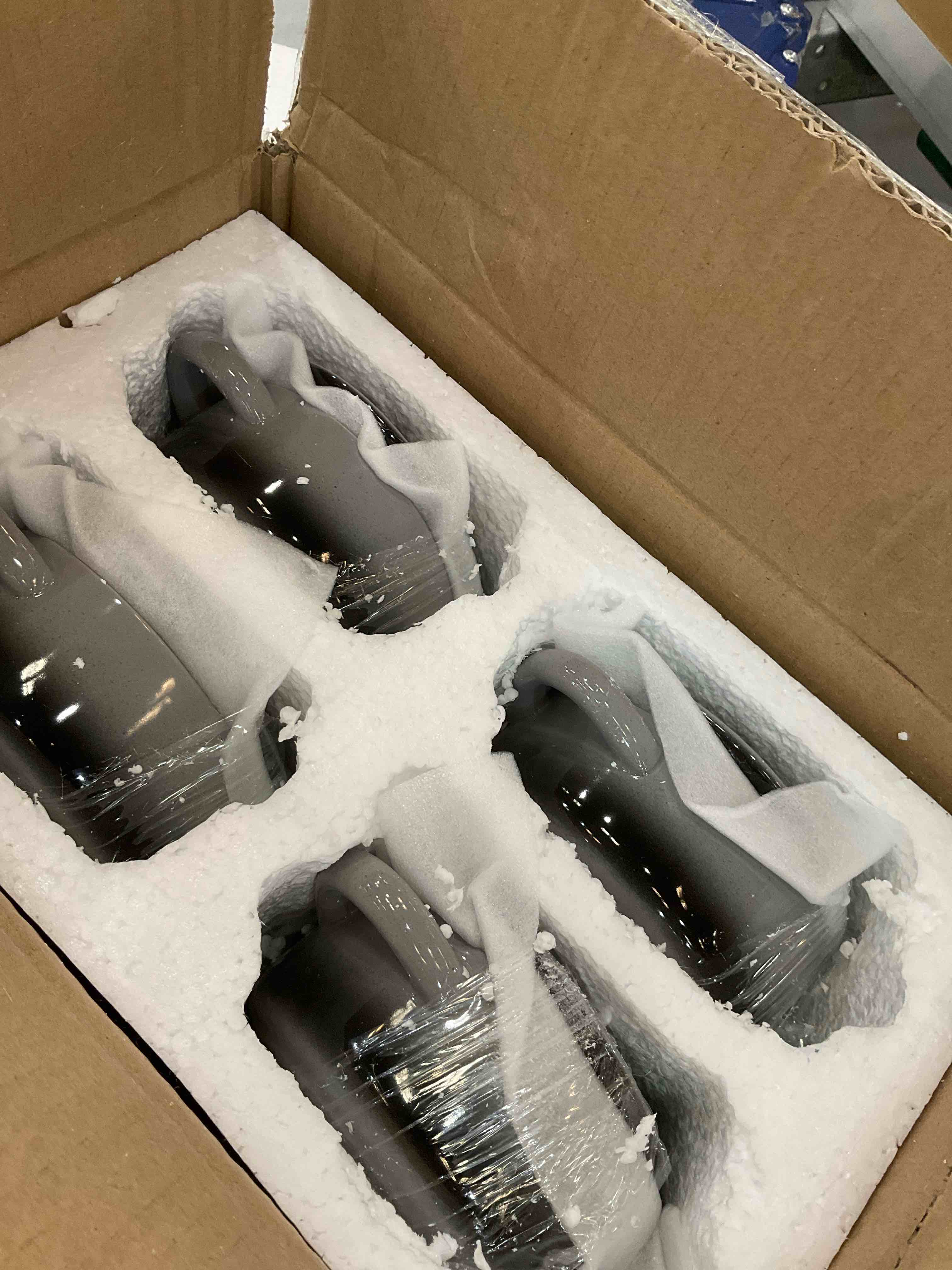 https://s3.amazonaws.com/lotting-images-prod/BargainHunt/EXS01023346_1708022040411.jpeg