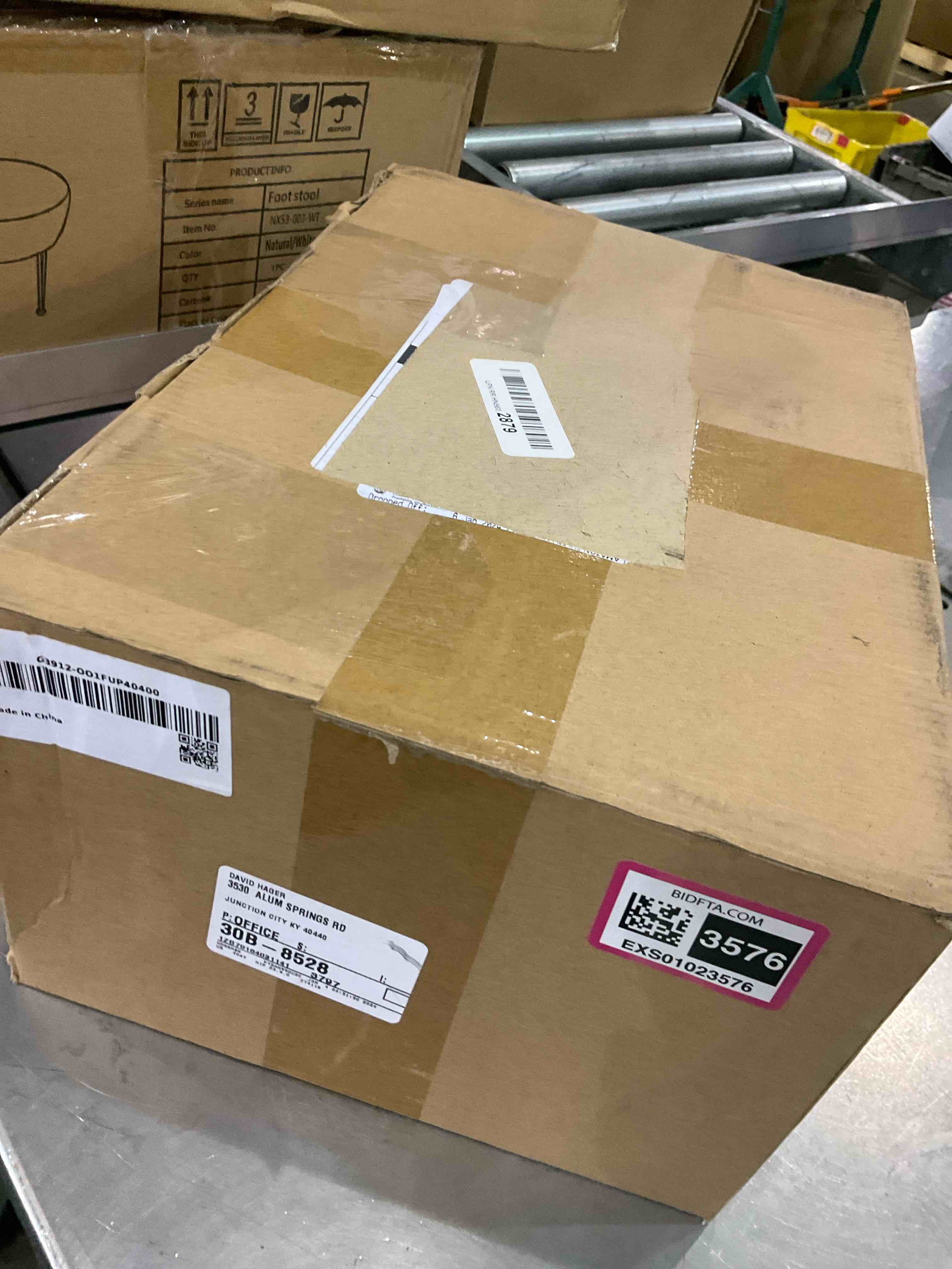 https://s3.amazonaws.com/lotting-images-prod/BargainHunt/EXS01023576_1707766122848.jpeg