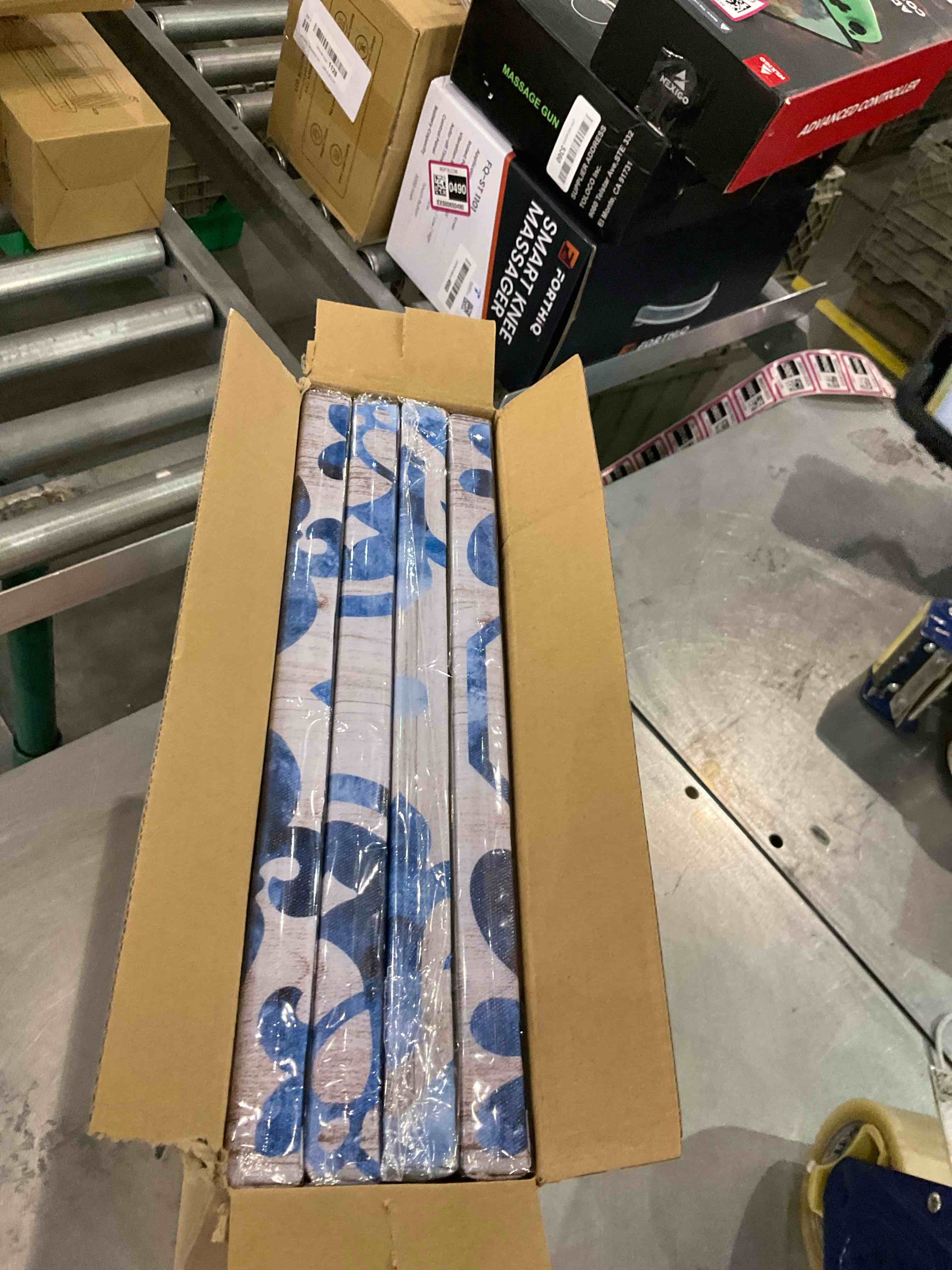 https://s3.amazonaws.com/lotting-images-prod/BargainHunt/EXS01023622_1707827536887.jpeg