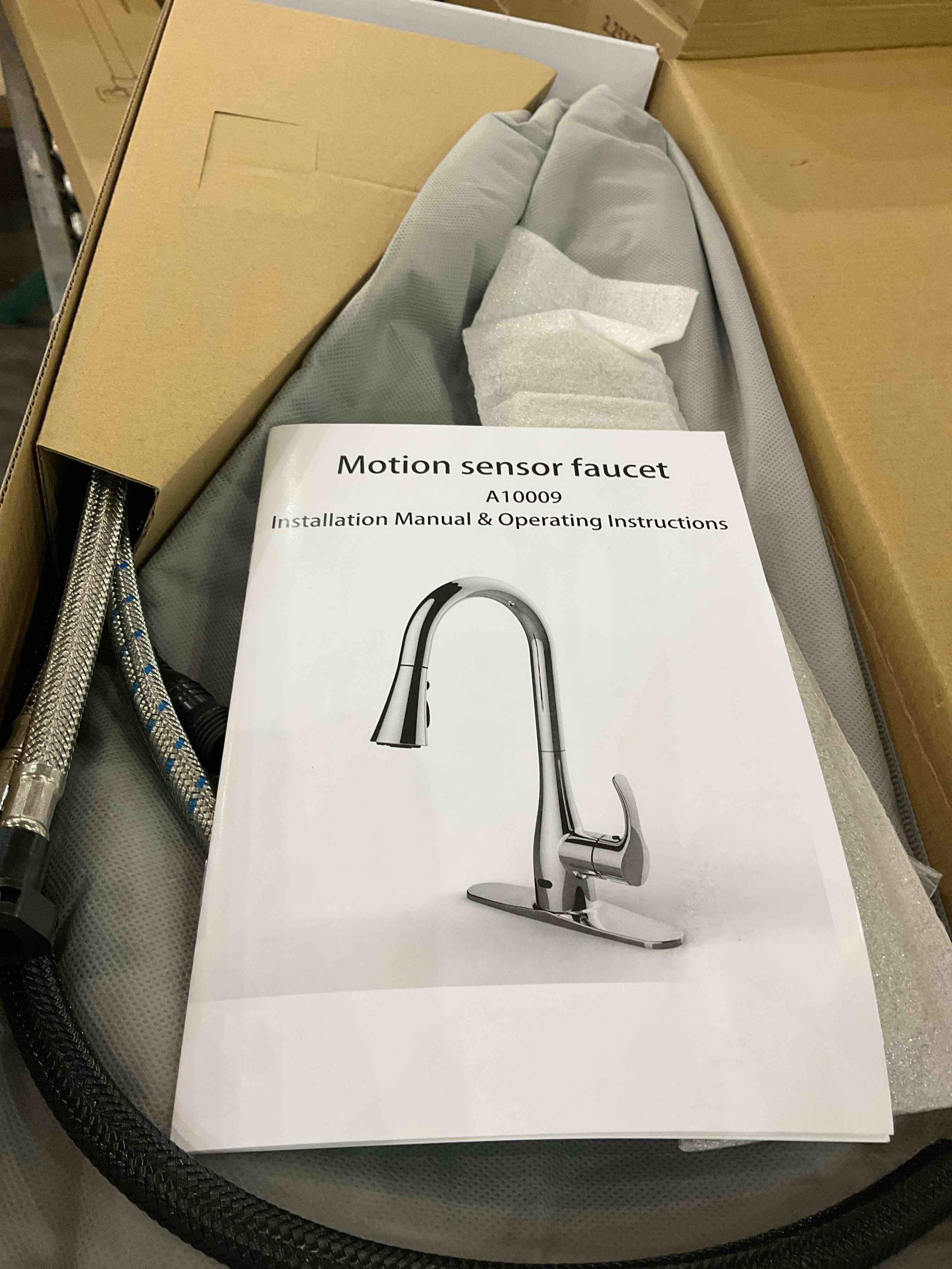 https://s3.amazonaws.com/lotting-images-prod/BargainHunt/EXS01024053_1707506694776.jpeg