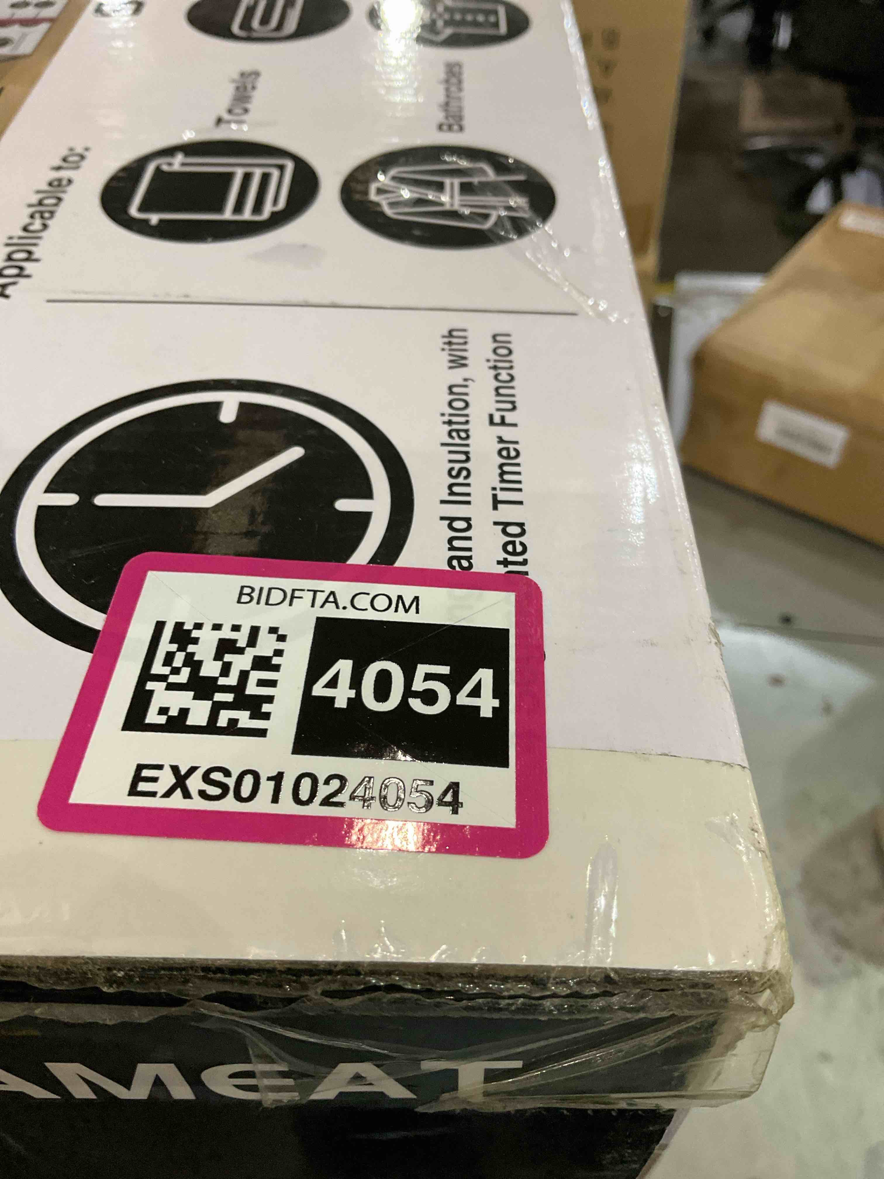 https://s3.amazonaws.com/lotting-images-prod/BargainHunt/EXS01024054_1707506866227.jpeg