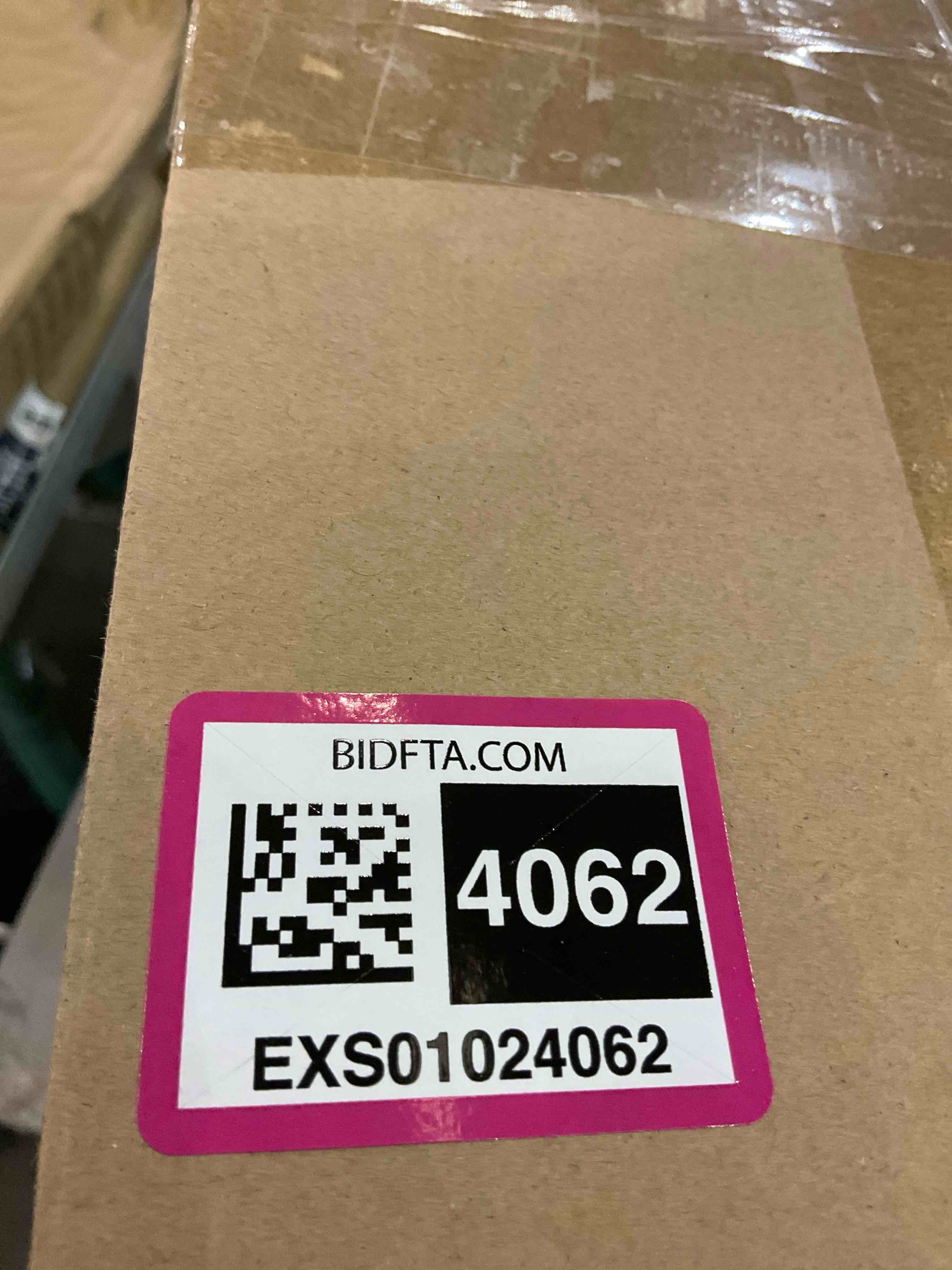 https://s3.amazonaws.com/lotting-images-prod/BargainHunt/EXS01024062_1707508805240.jpeg