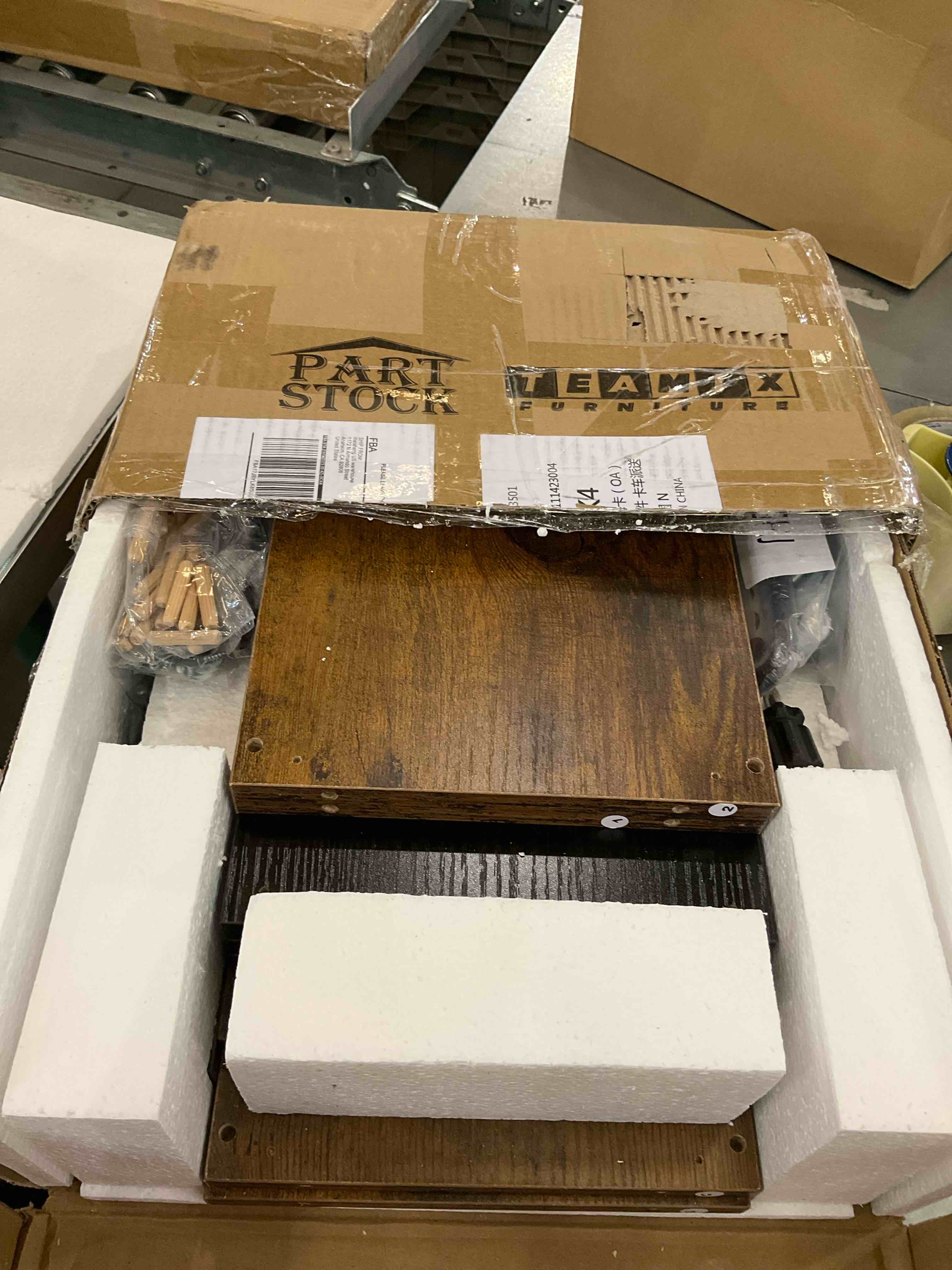 https://s3.amazonaws.com/lotting-images-prod/BargainHunt/EXS01024346_1707849306900.jpeg