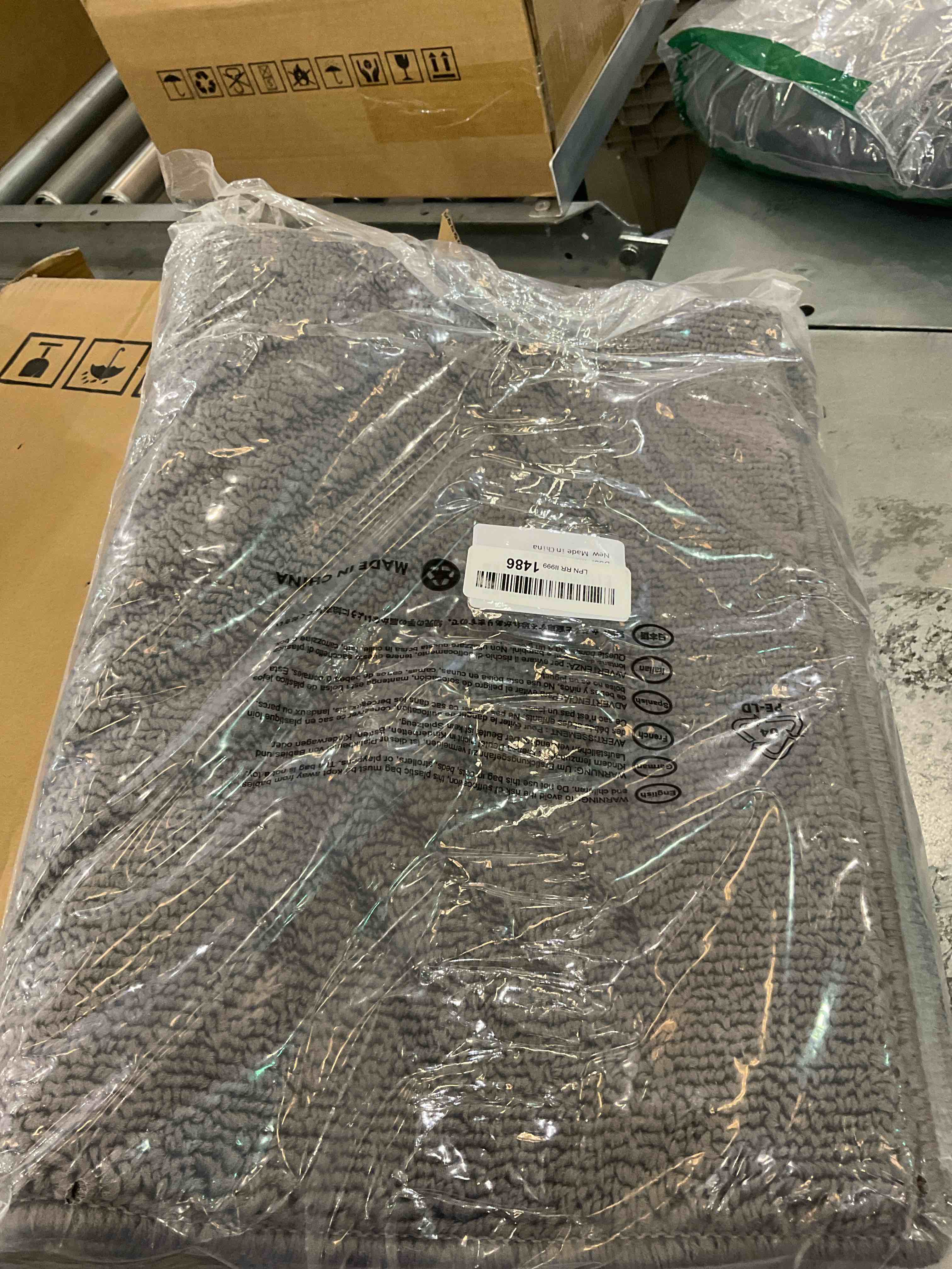 https://s3.amazonaws.com/lotting-images-prod/BargainHunt/EXS01024353_1707849998740.jpeg