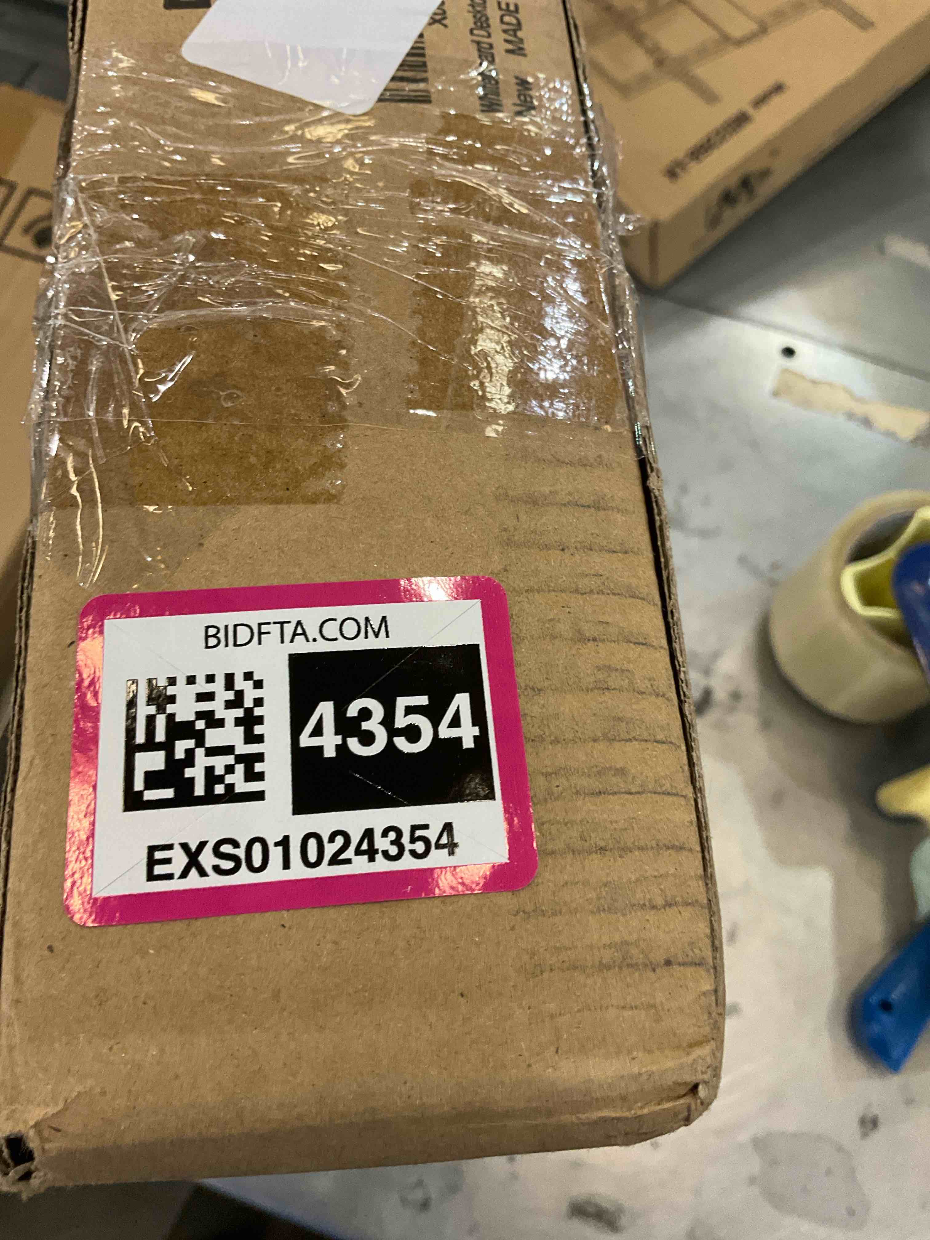 https://s3.amazonaws.com/lotting-images-prod/BargainHunt/EXS01024354_1707850089130.jpeg