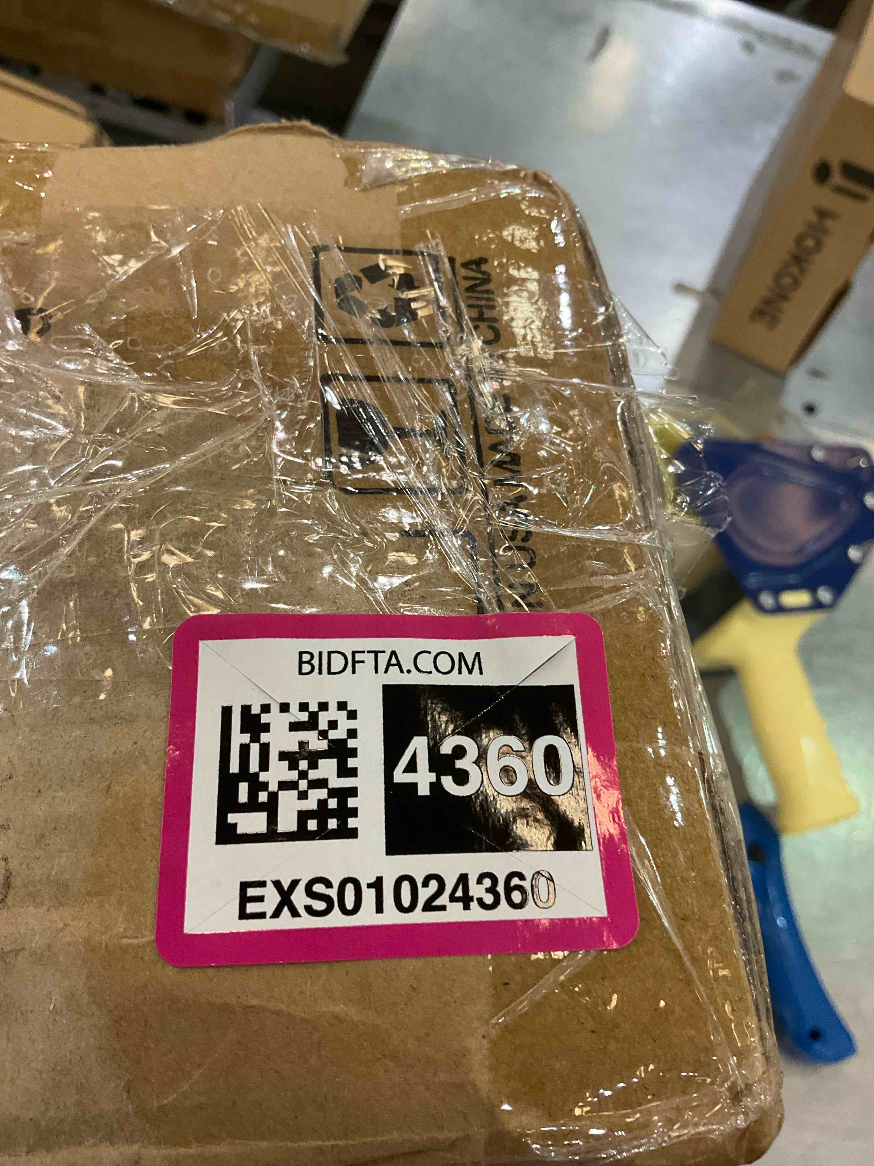 https://s3.amazonaws.com/lotting-images-prod/BargainHunt/EXS01024360_1707852077832.jpeg