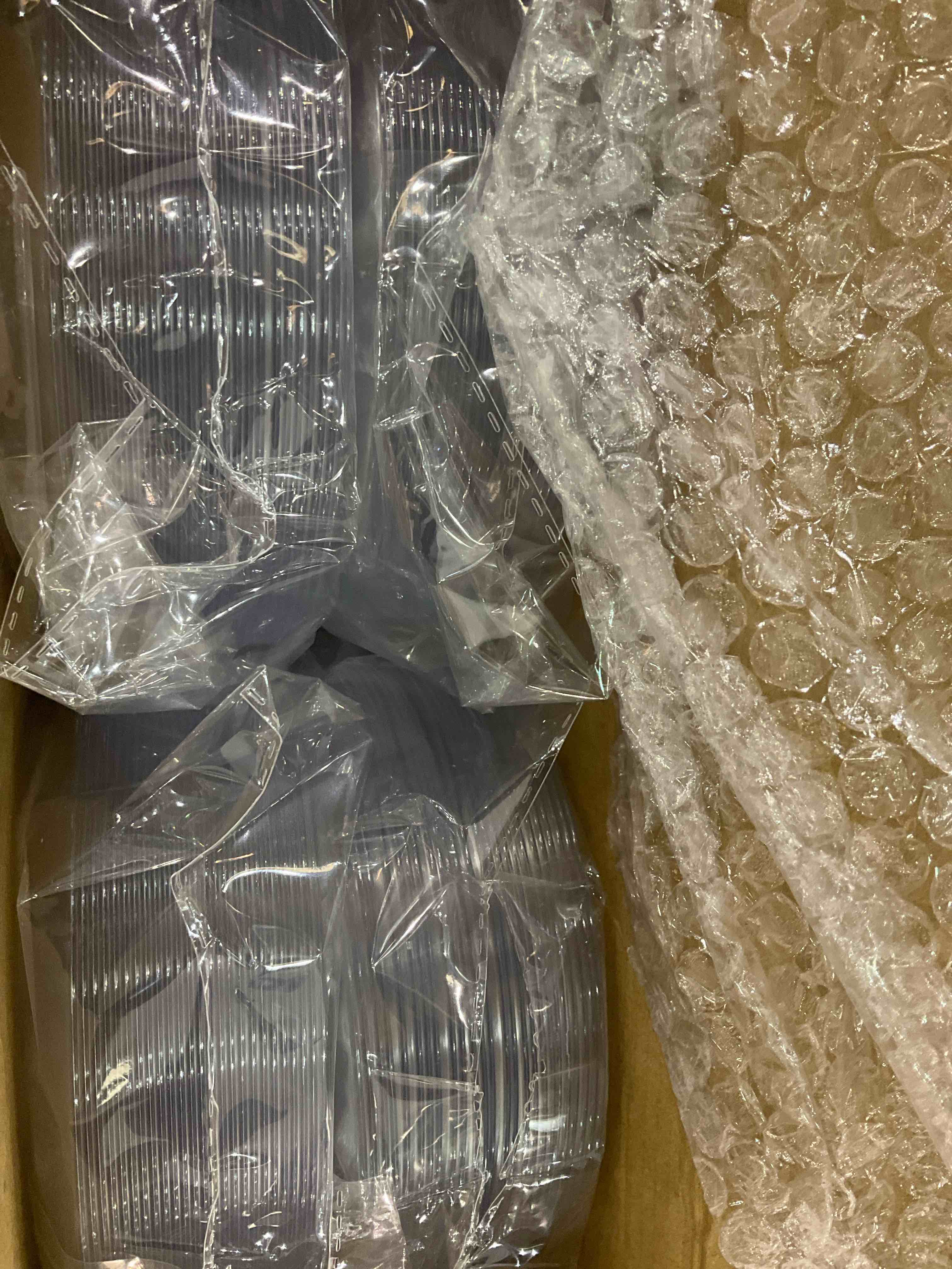 https://s3.amazonaws.com/lotting-images-prod/BargainHunt/EXS01024530_1707403767378.jpeg