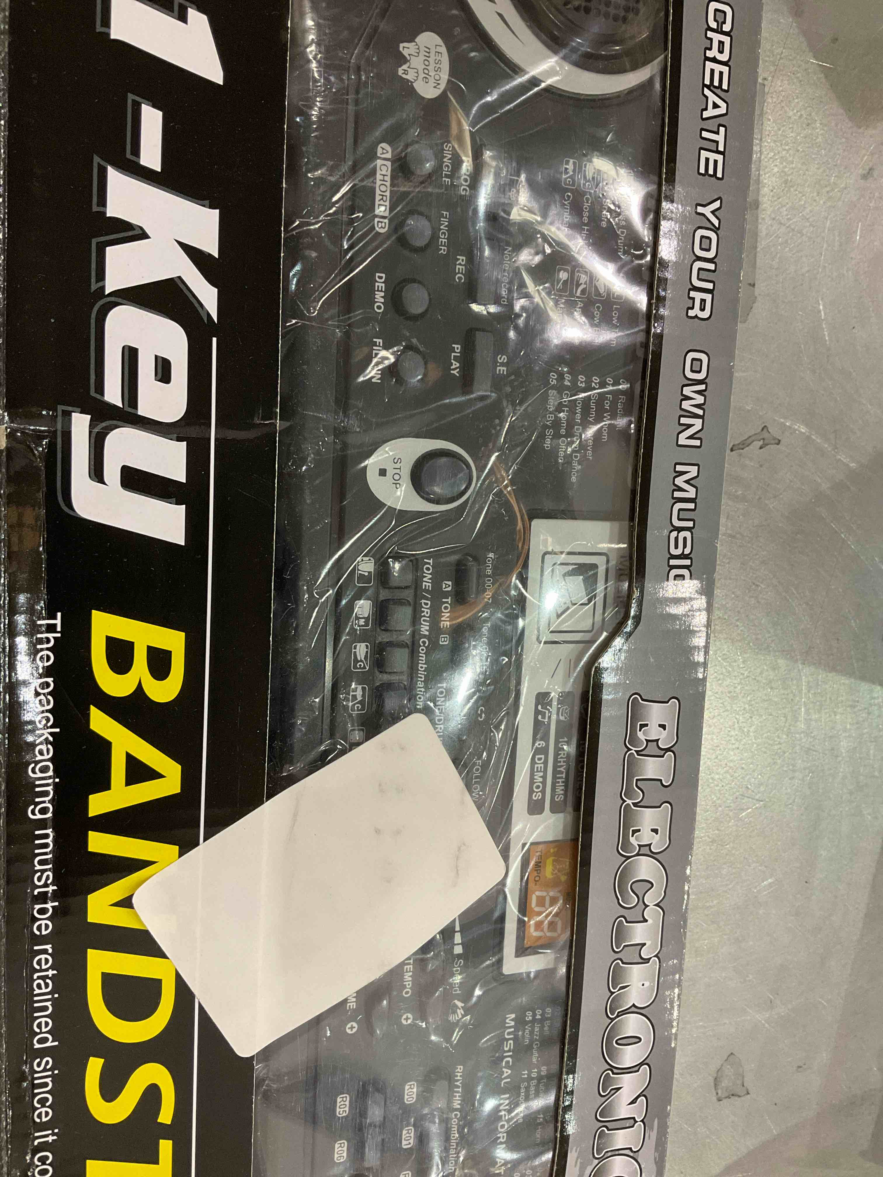 https://s3.amazonaws.com/lotting-images-prod/BargainHunt/EXS01024660_1707493802712.jpeg