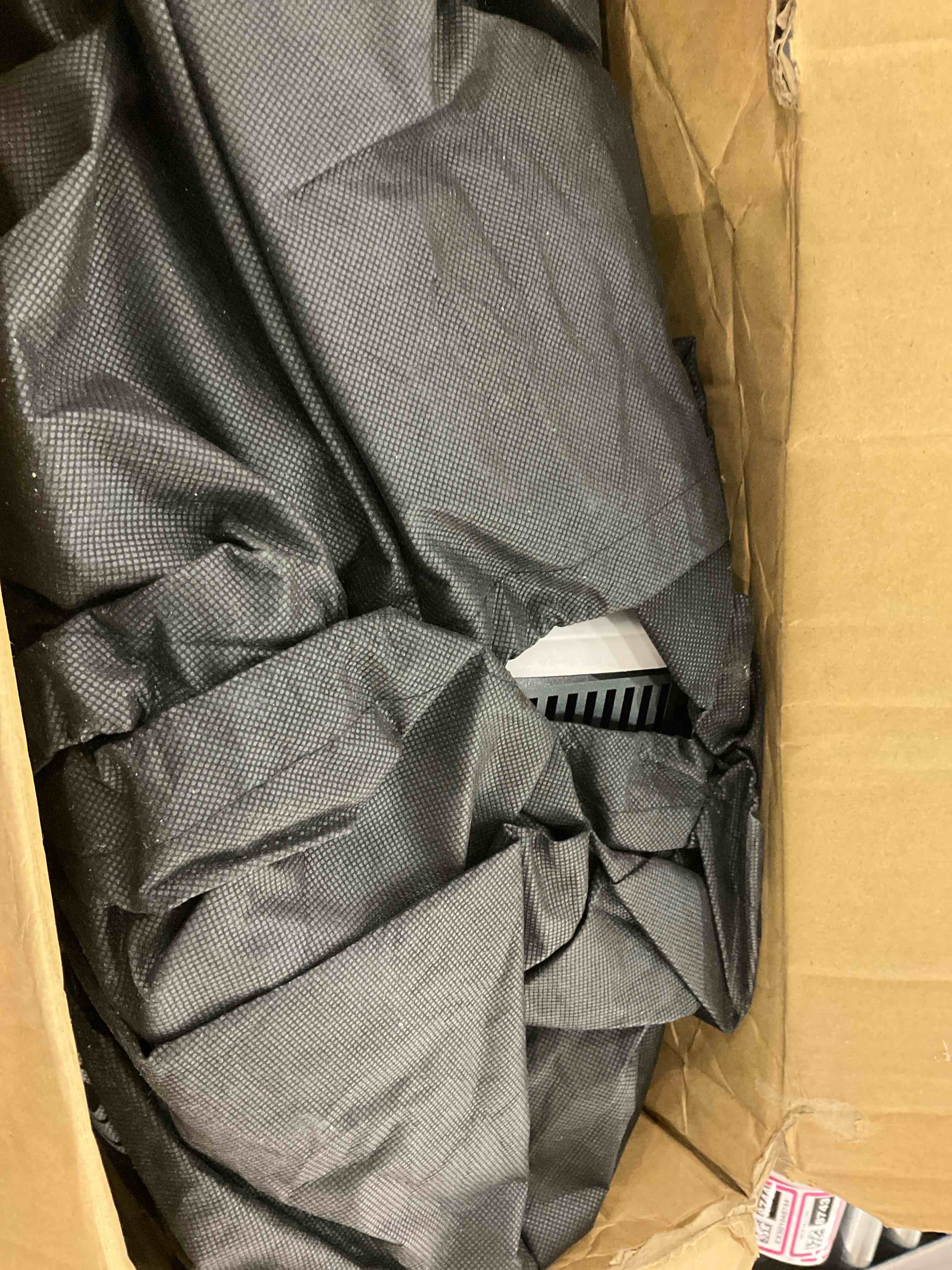 https://s3.amazonaws.com/lotting-images-prod/BargainHunt/EXS01024797_1707762118928.jpeg