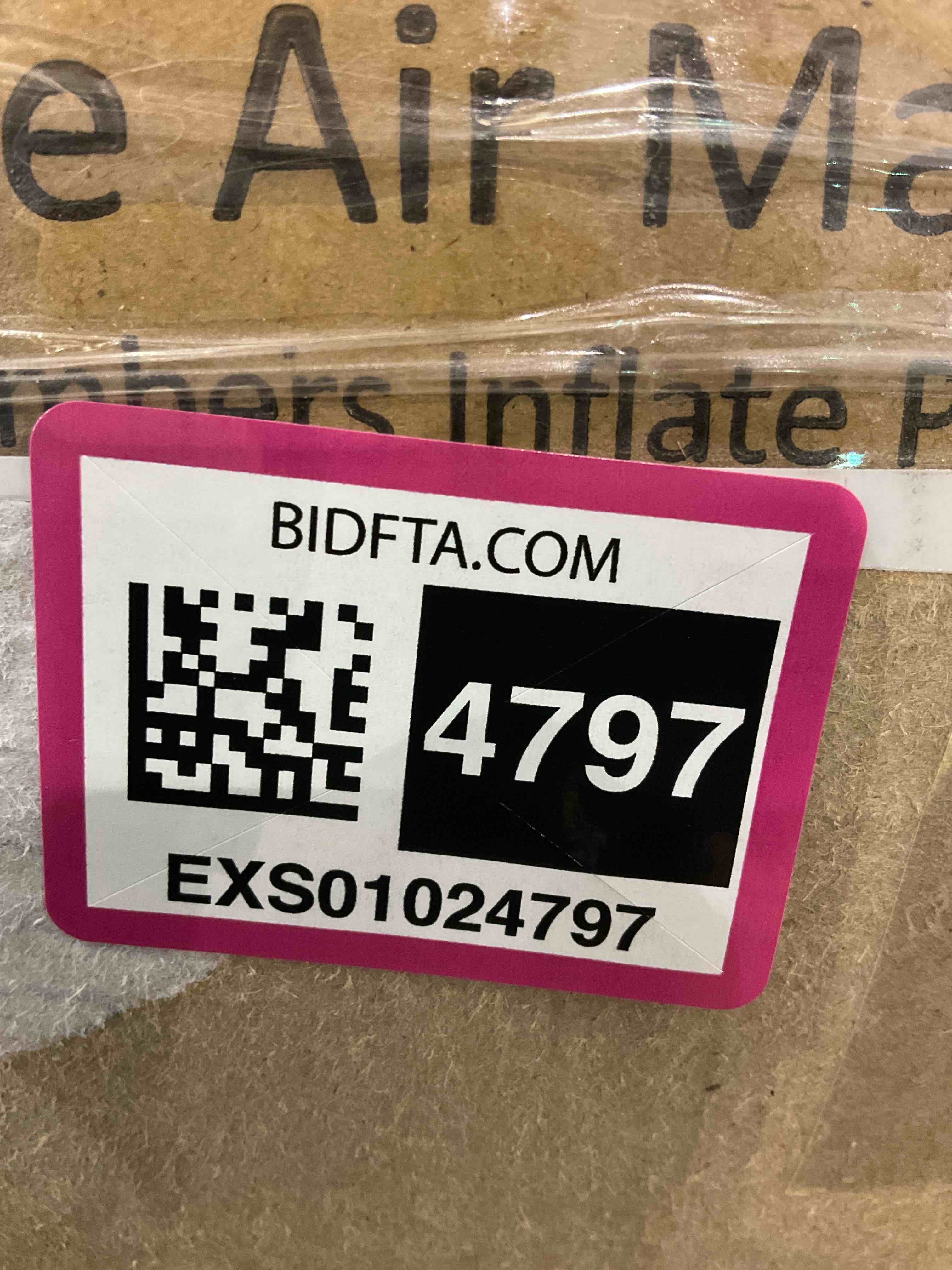 https://s3.amazonaws.com/lotting-images-prod/BargainHunt/EXS01024797_1707762172775.jpeg