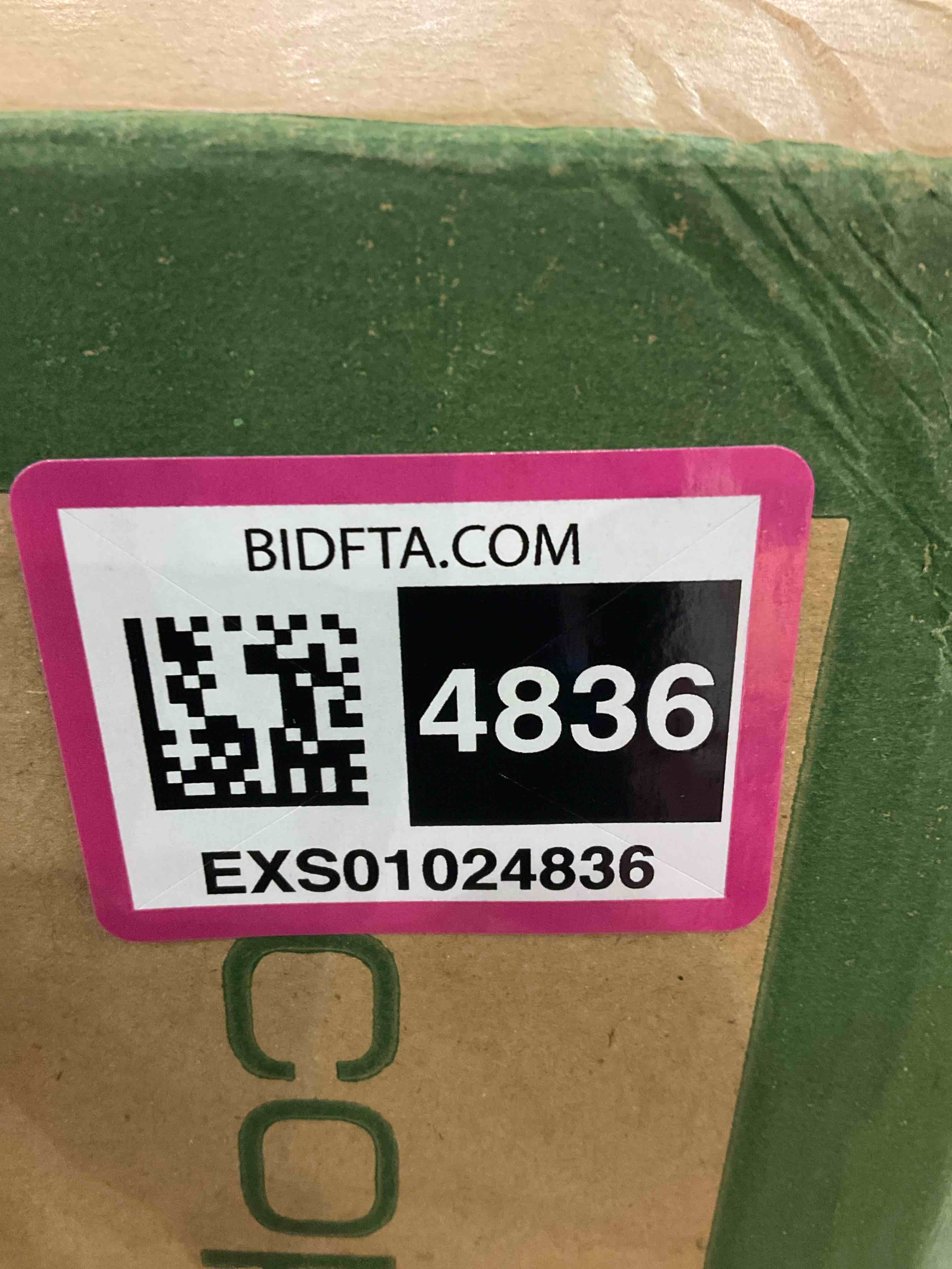 https://s3.amazonaws.com/lotting-images-prod/BargainHunt/EXS01024836_1707827884513.jpeg