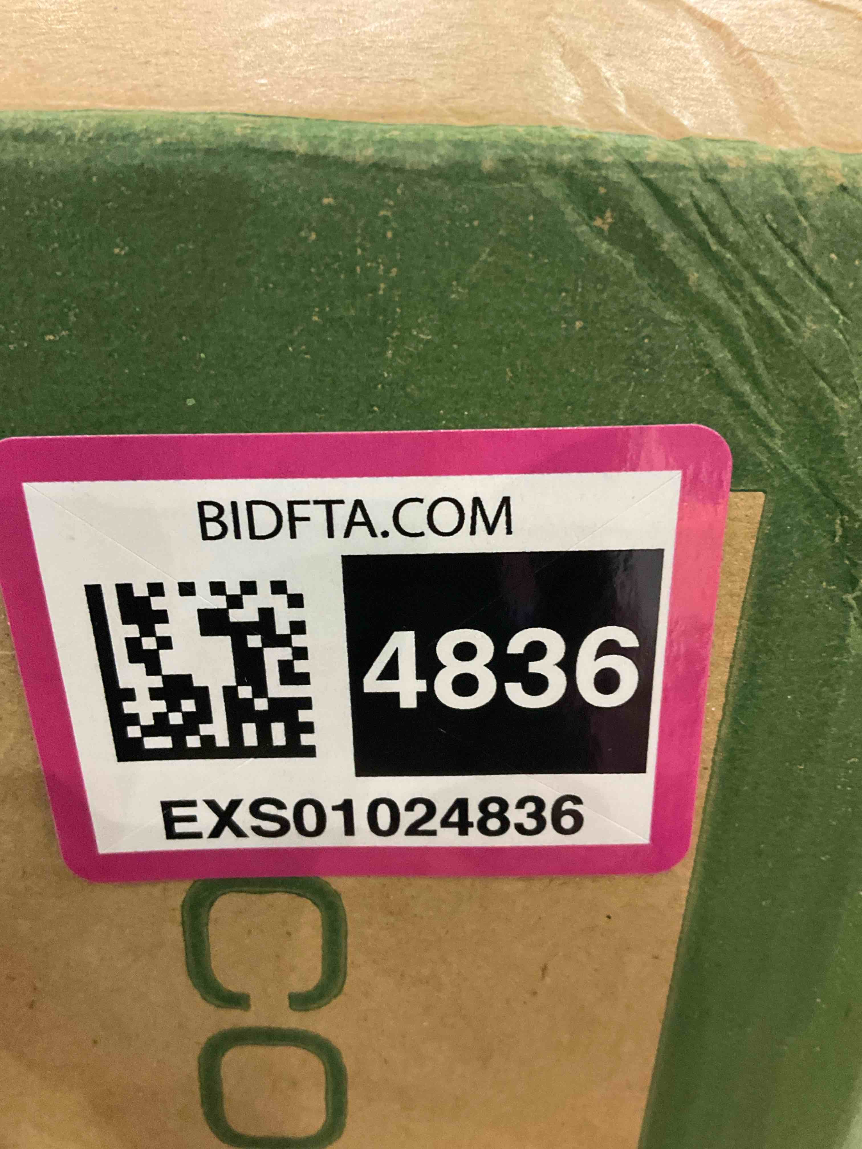 https://s3.amazonaws.com/lotting-images-prod/BargainHunt/EXS01024836_1707827885556.jpeg