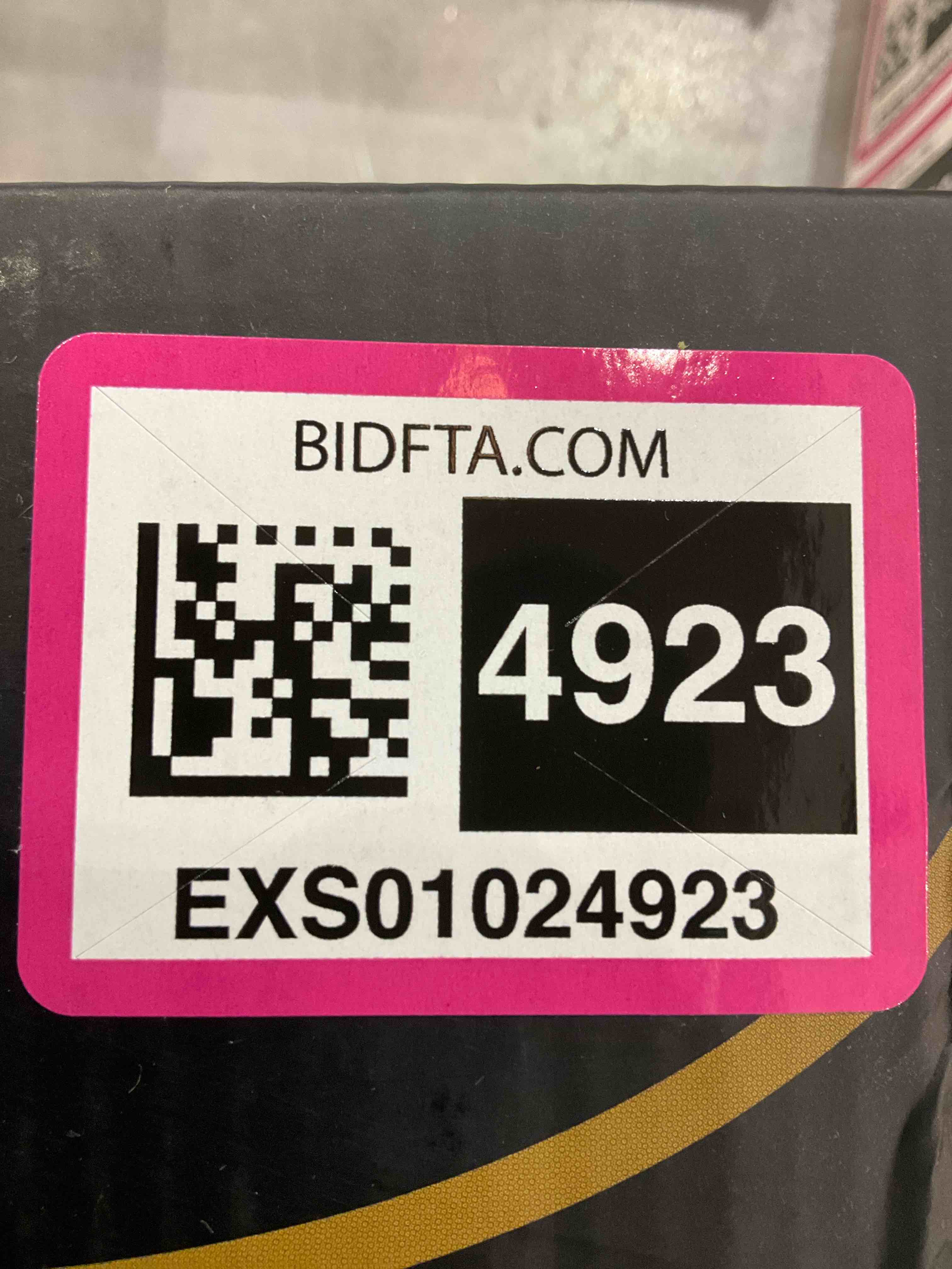 https://s3.amazonaws.com/lotting-images-prod/BargainHunt/EXS01024923_1707923097573.jpeg