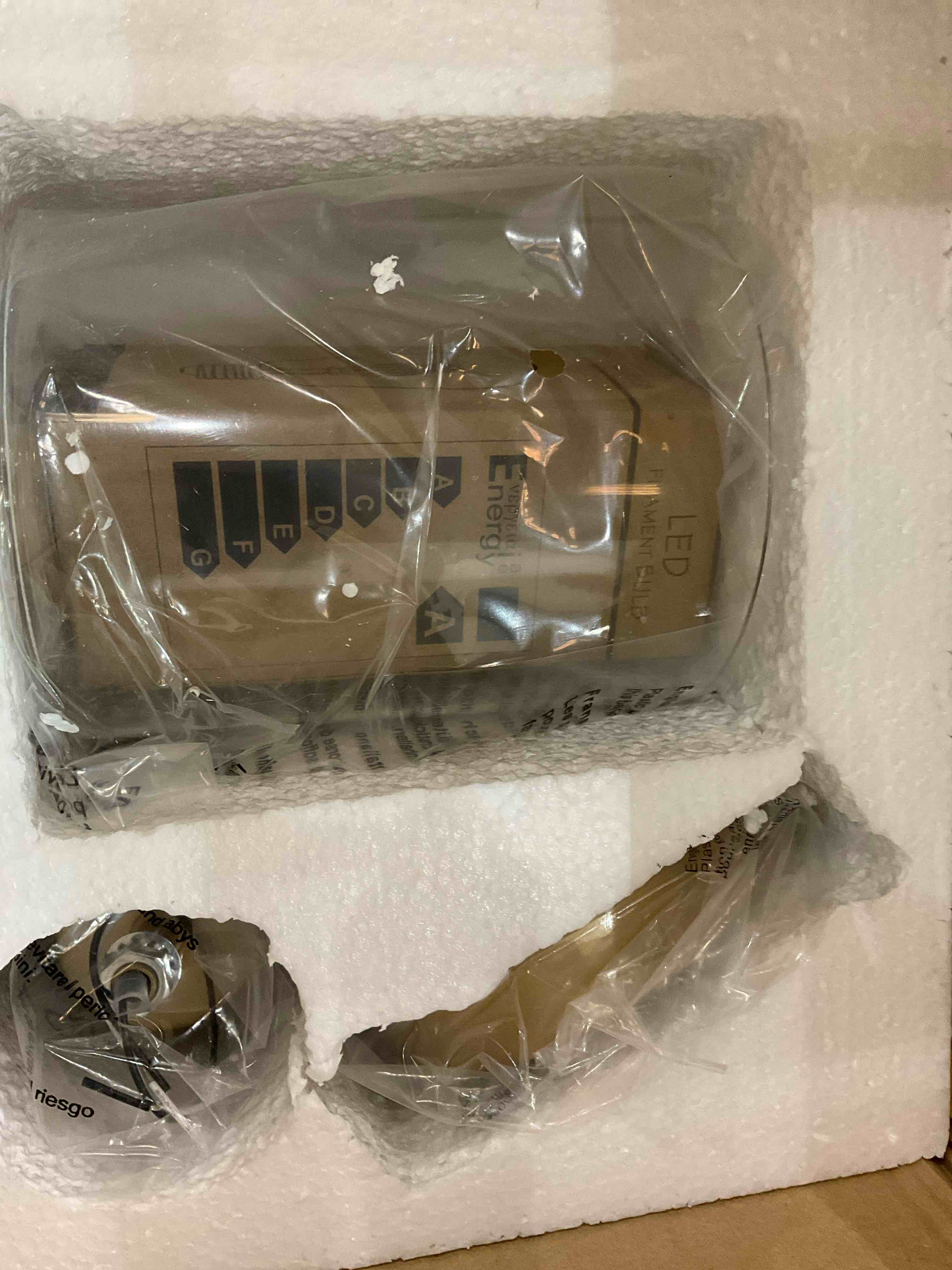 https://s3.amazonaws.com/lotting-images-prod/BargainHunt/EXS01024927_1707924109131.jpeg