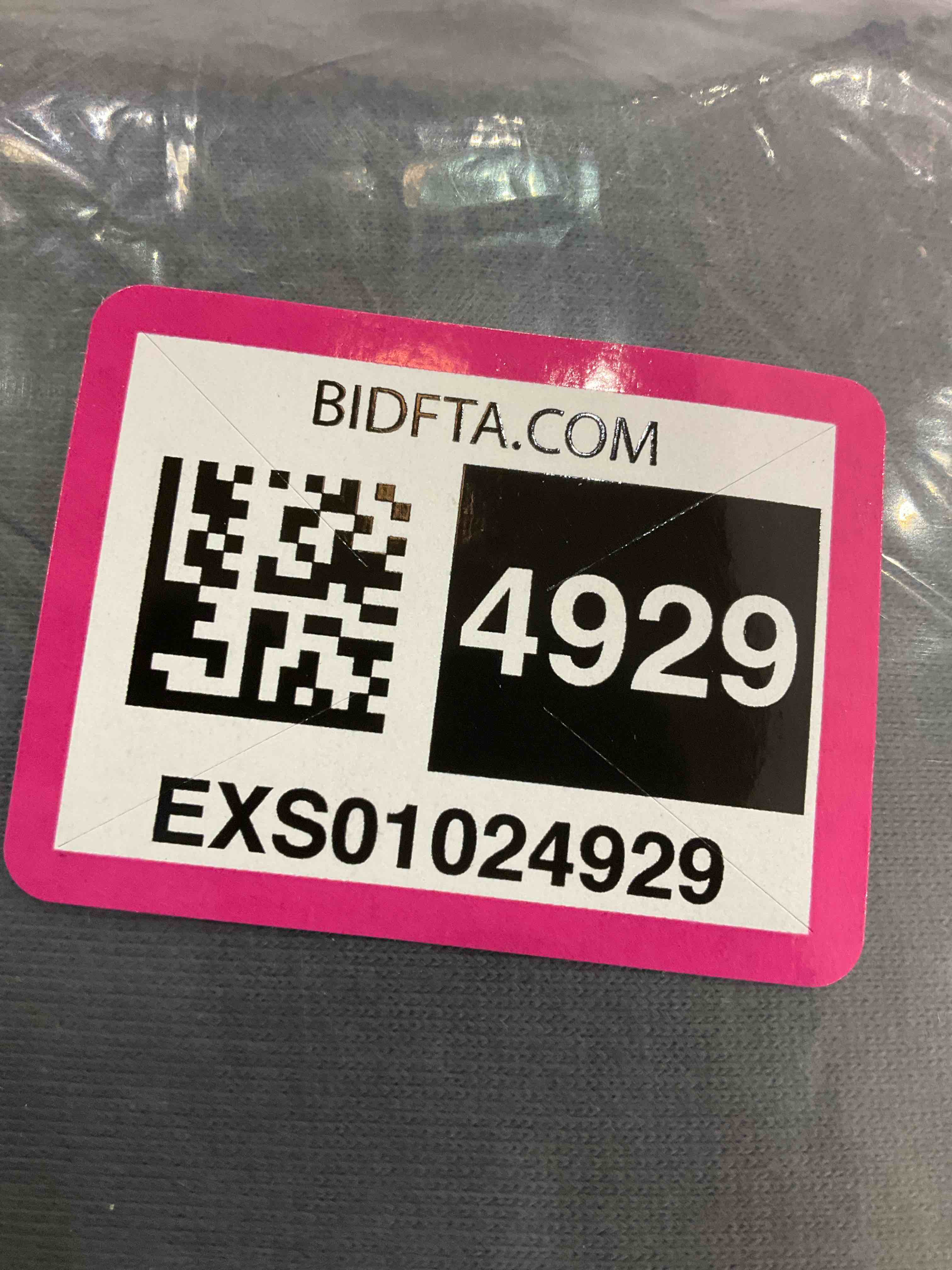 https://s3.amazonaws.com/lotting-images-prod/BargainHunt/EXS01024929_1707924481998.jpeg