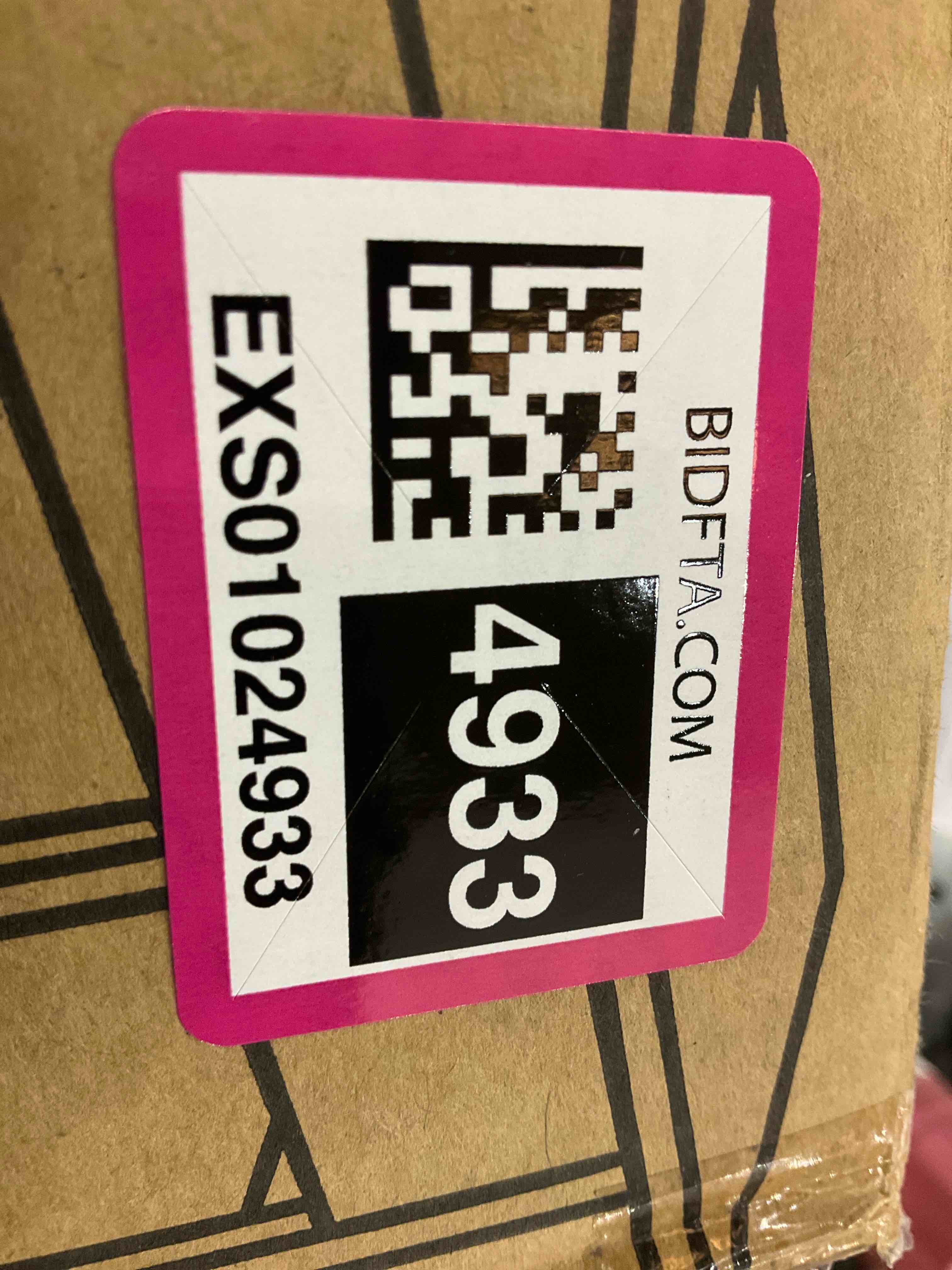 https://s3.amazonaws.com/lotting-images-prod/BargainHunt/EXS01024933_1707925532979.jpeg