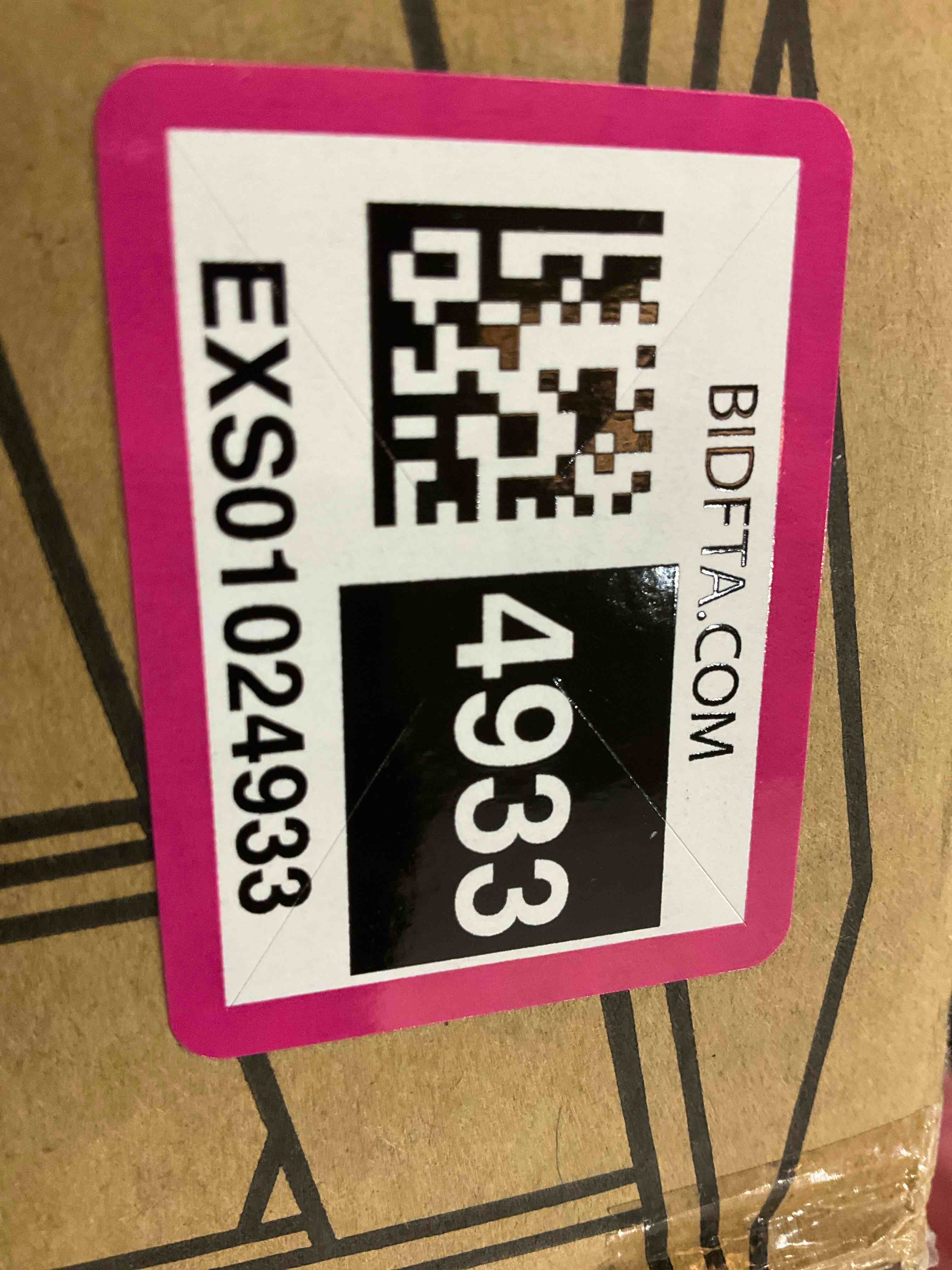 https://s3.amazonaws.com/lotting-images-prod/BargainHunt/EXS01024933_1707925533925.jpeg