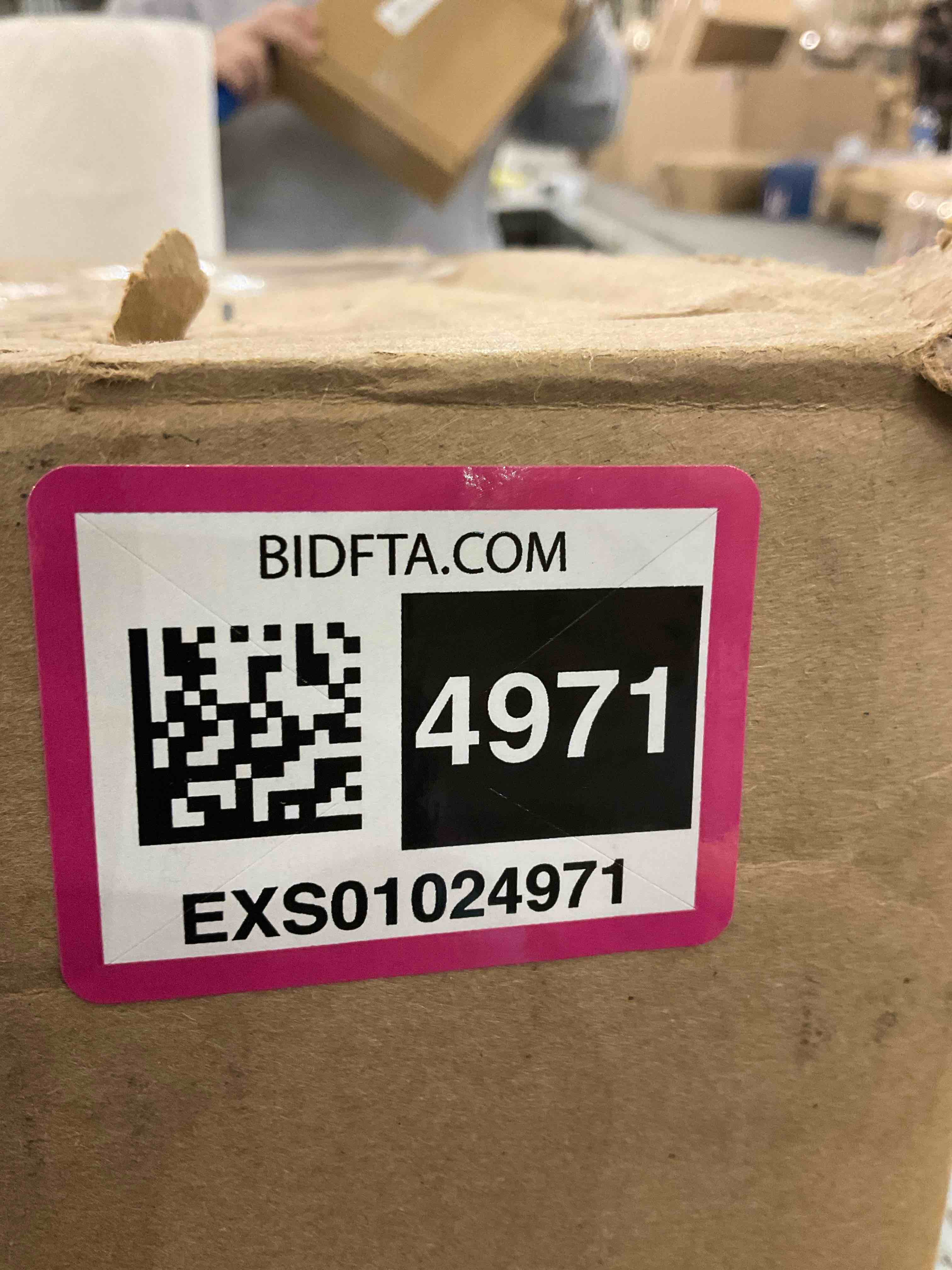 https://s3.amazonaws.com/lotting-images-prod/BargainHunt/EXS01024971_1707936563398.jpeg