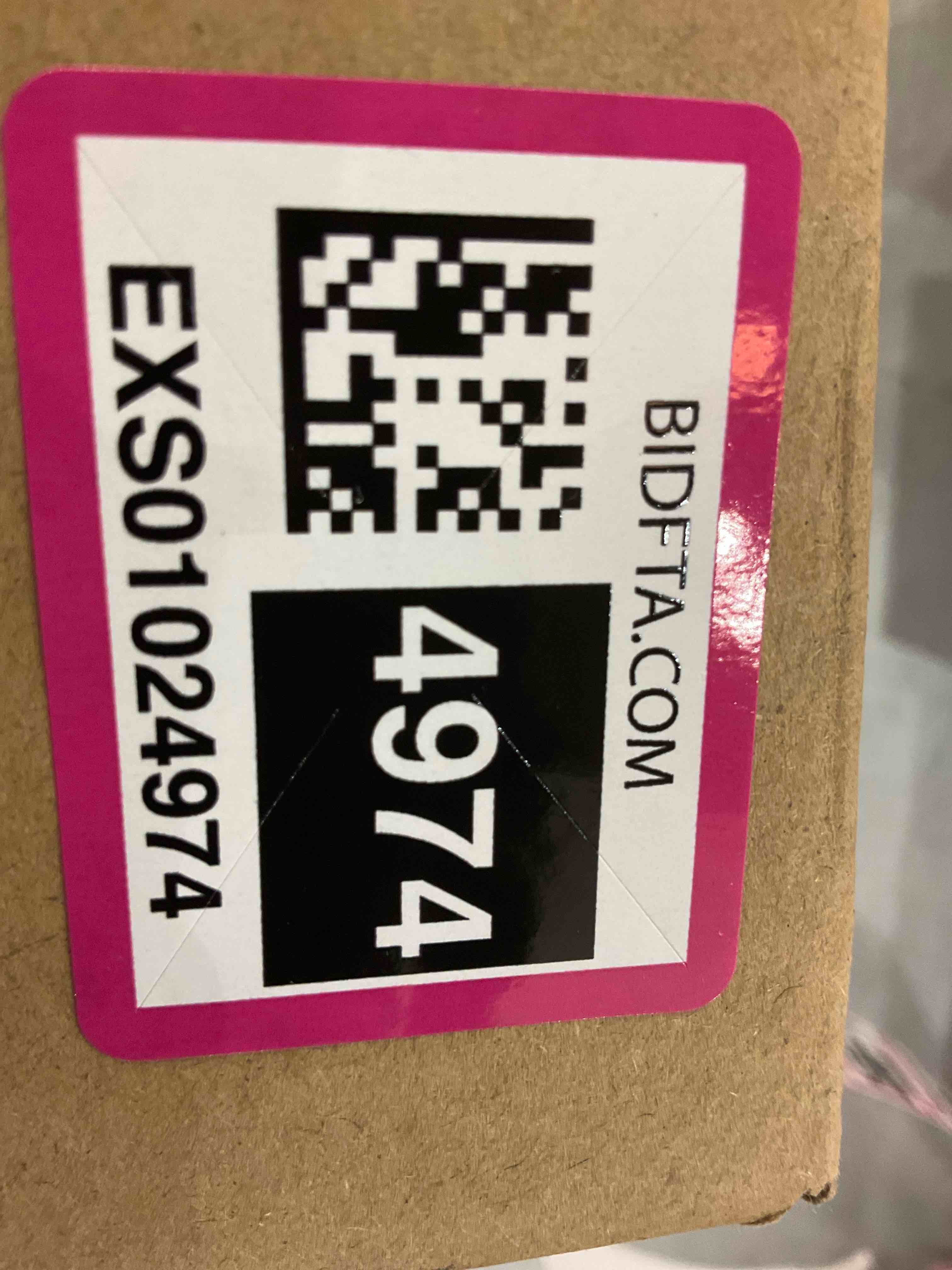 https://s3.amazonaws.com/lotting-images-prod/BargainHunt/EXS01024974_1707936902642.jpeg