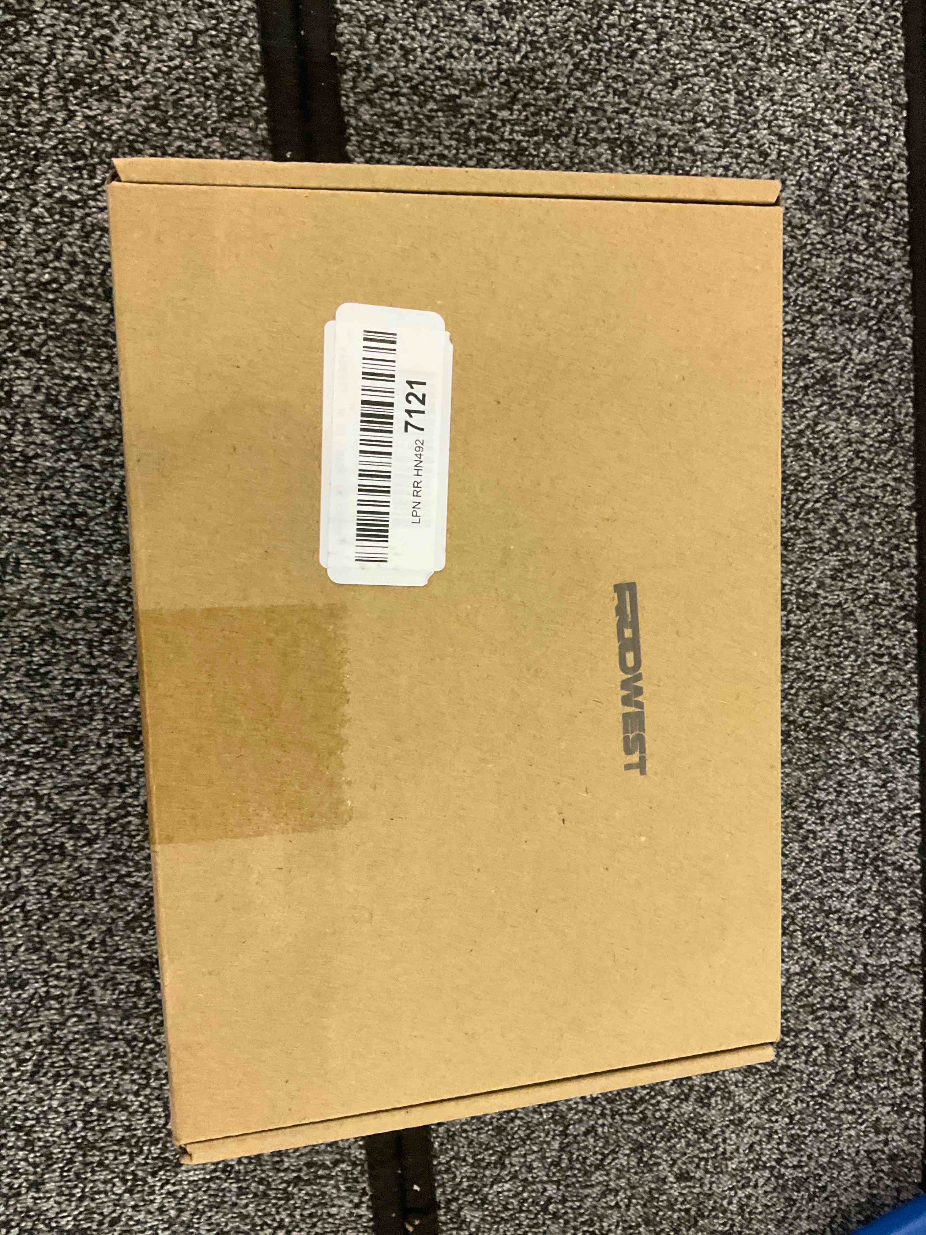 https://s3.amazonaws.com/lotting-images-prod/BargainHunt/EXS01025145_1707316680997.jpeg
