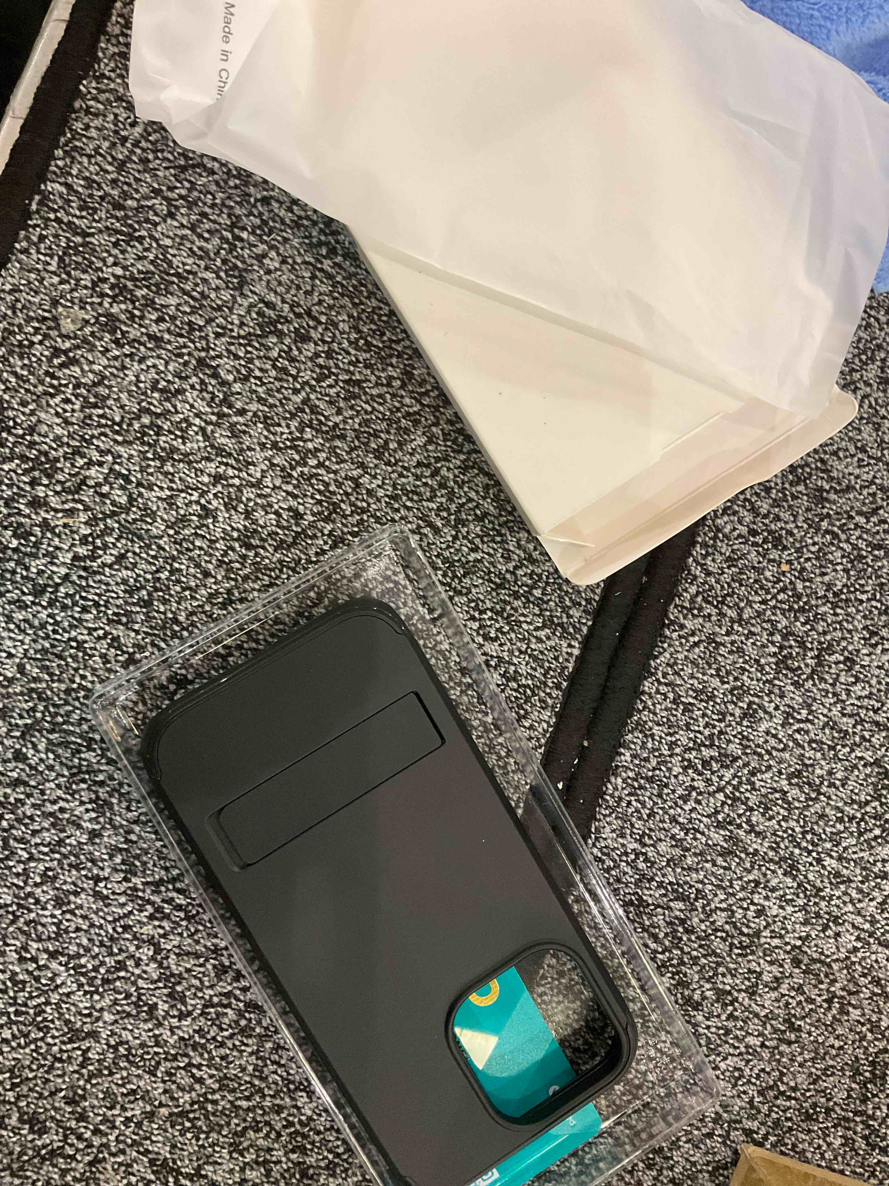 https://s3.amazonaws.com/lotting-images-prod/BargainHunt/EXS01025205_1707322815770.jpeg