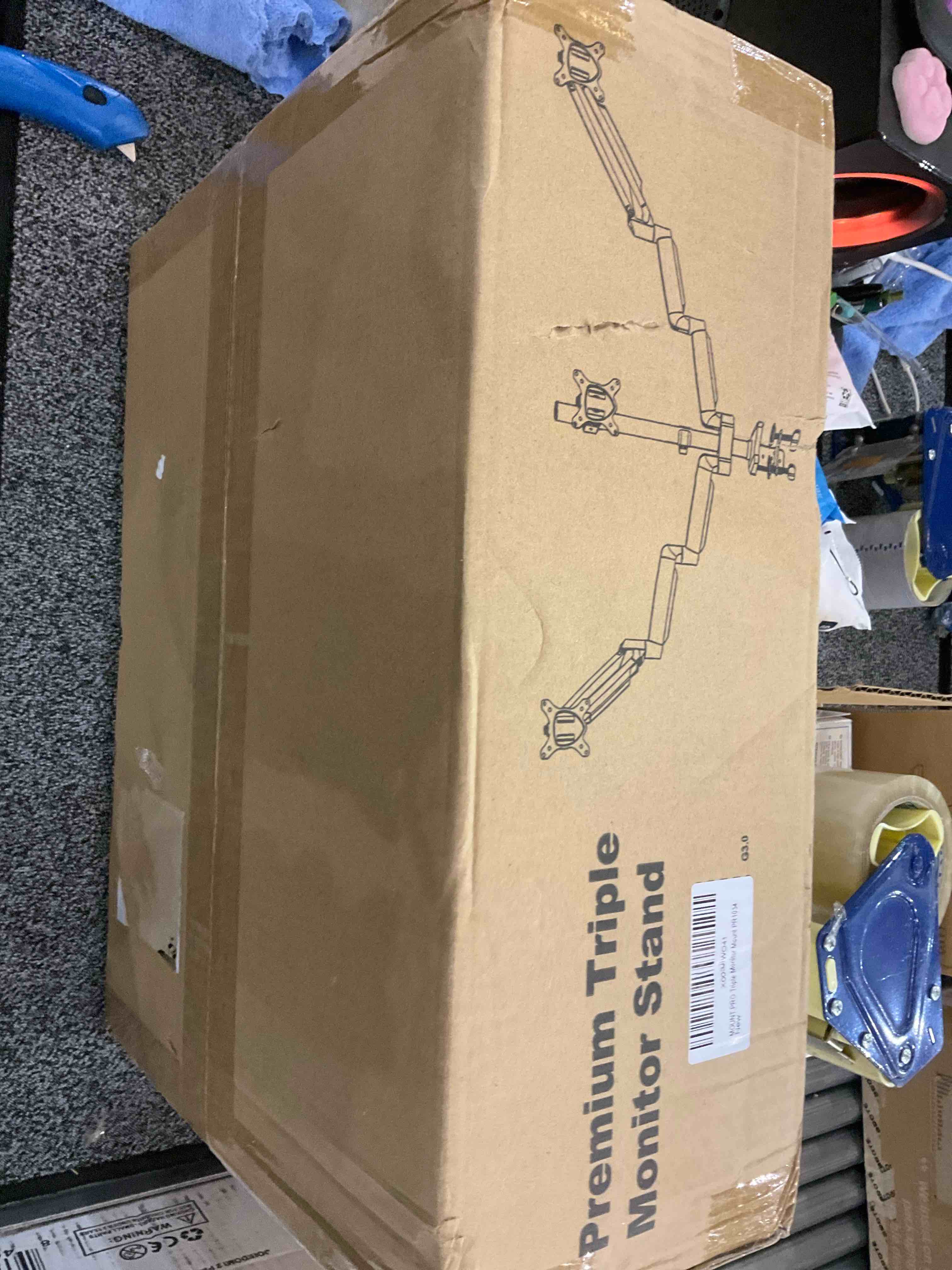 https://s3.amazonaws.com/lotting-images-prod/BargainHunt/EXS01025361_1707408663320.jpeg