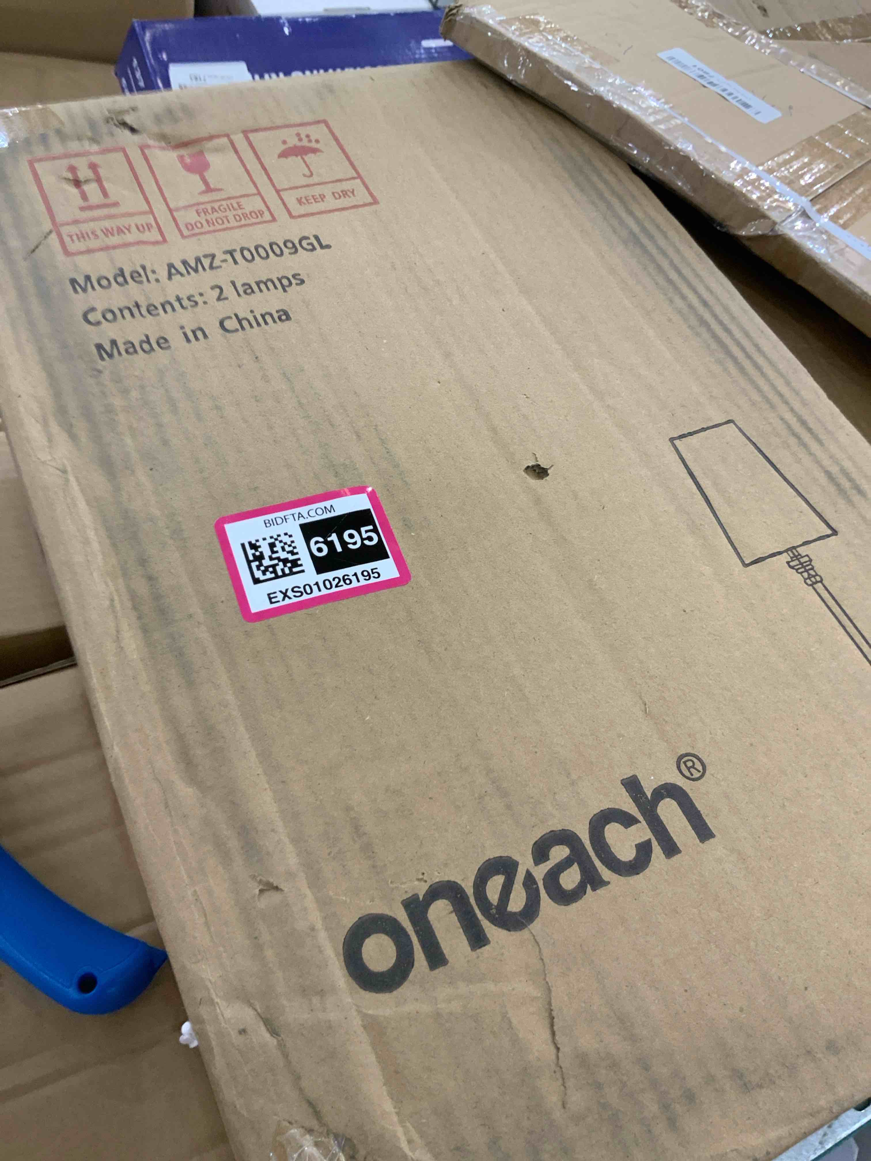 https://s3.amazonaws.com/lotting-images-prod/BargainHunt/EXS01026195_1711564310423.jpeg