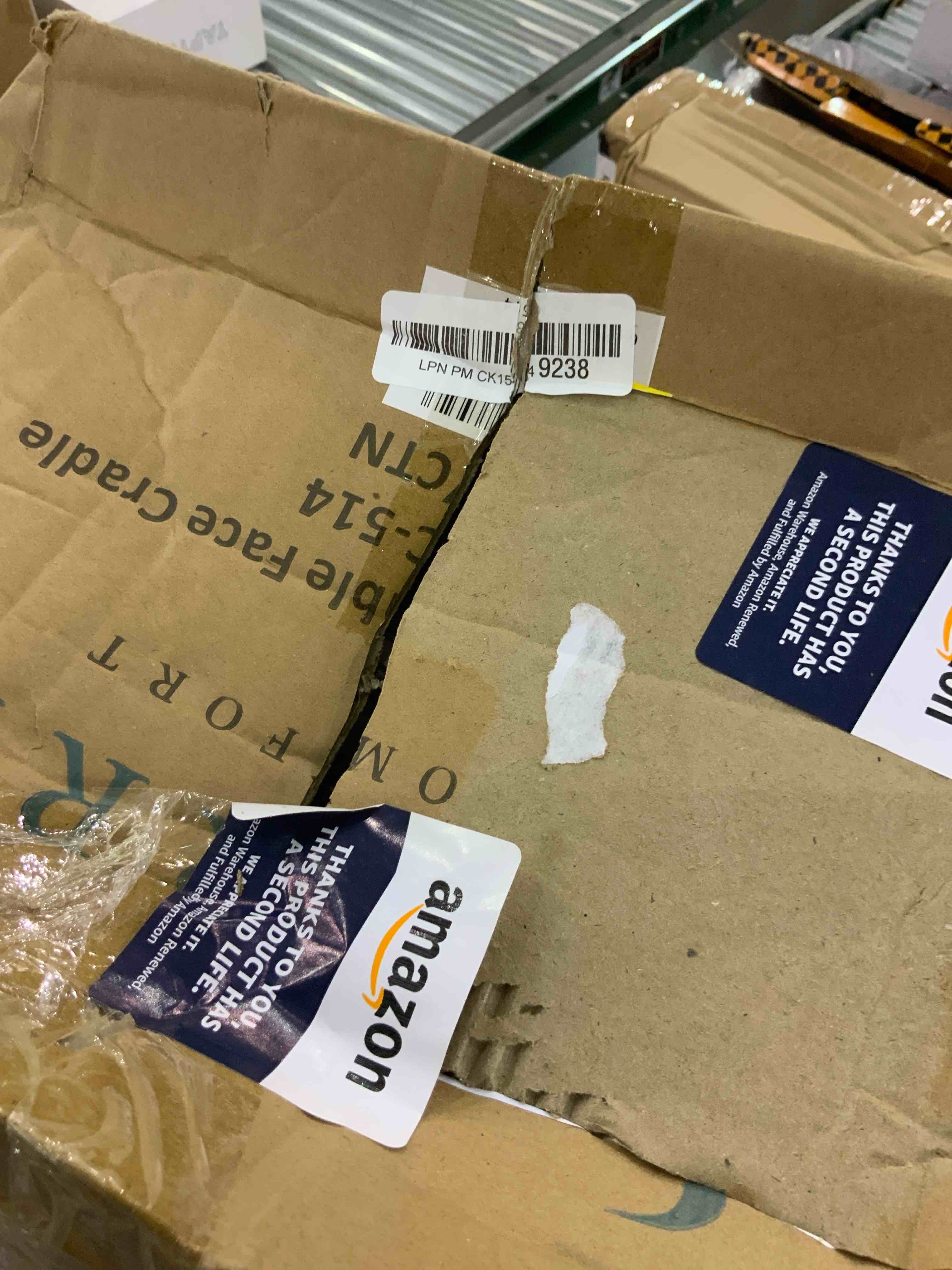 https://s3.amazonaws.com/lotting-images-prod/BargainHunt/EXS01026248_1711625764294.jpeg