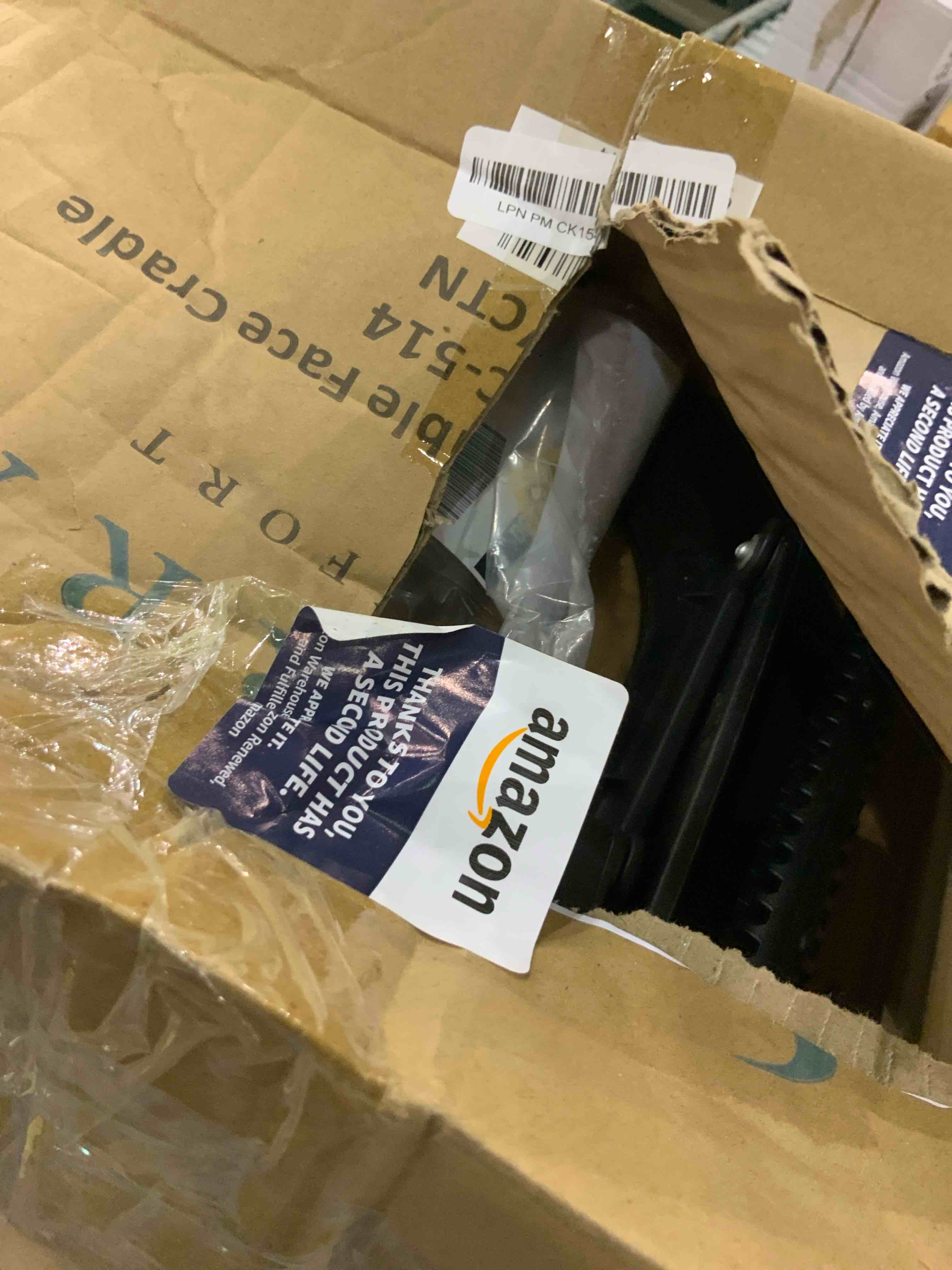 https://s3.amazonaws.com/lotting-images-prod/BargainHunt/EXS01026248_1711625773930.jpeg