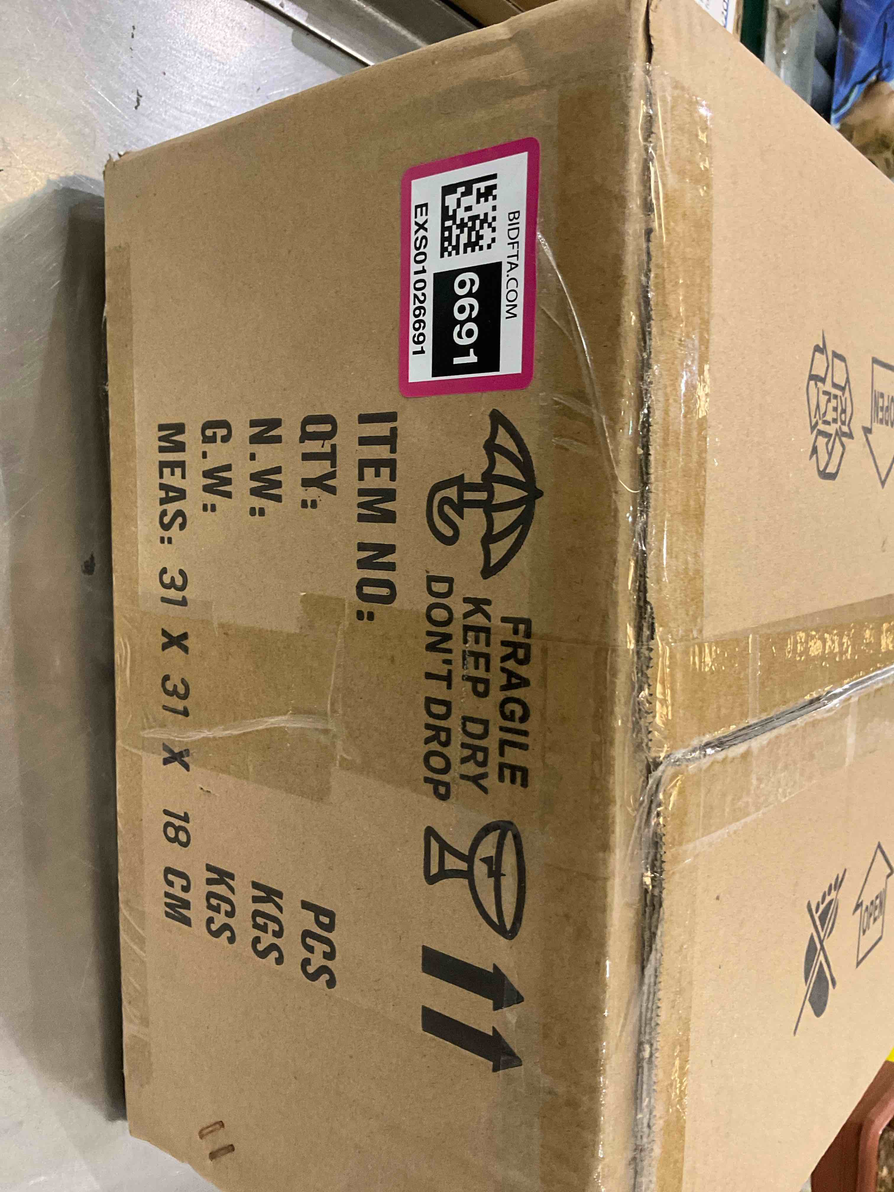 https://s3.amazonaws.com/lotting-images-prod/BargainHunt/EXS01026691_1707335907189.jpeg