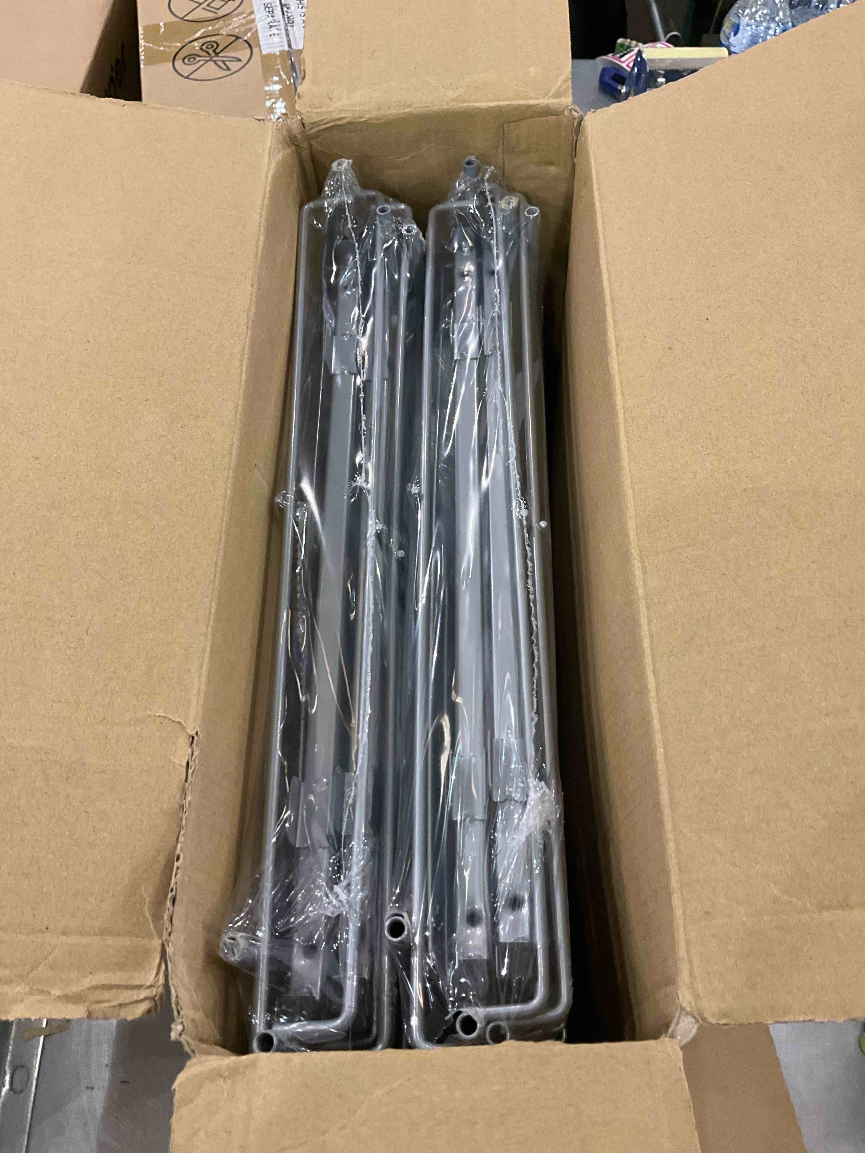 https://s3.amazonaws.com/lotting-images-prod/BargainHunt/EXS01026781_1707405307312.jpeg
