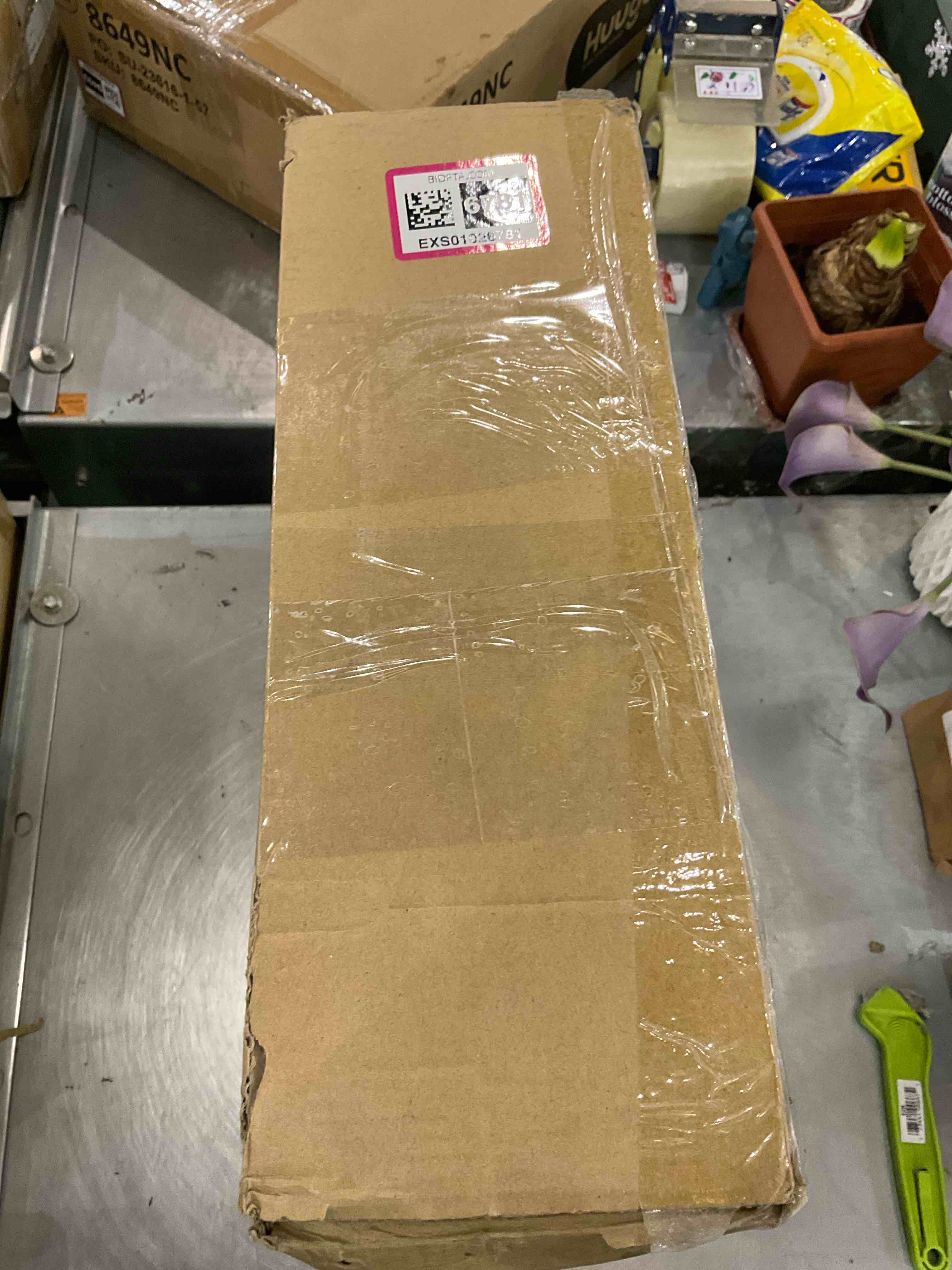 https://s3.amazonaws.com/lotting-images-prod/BargainHunt/EXS01026781_1707405347154.jpeg