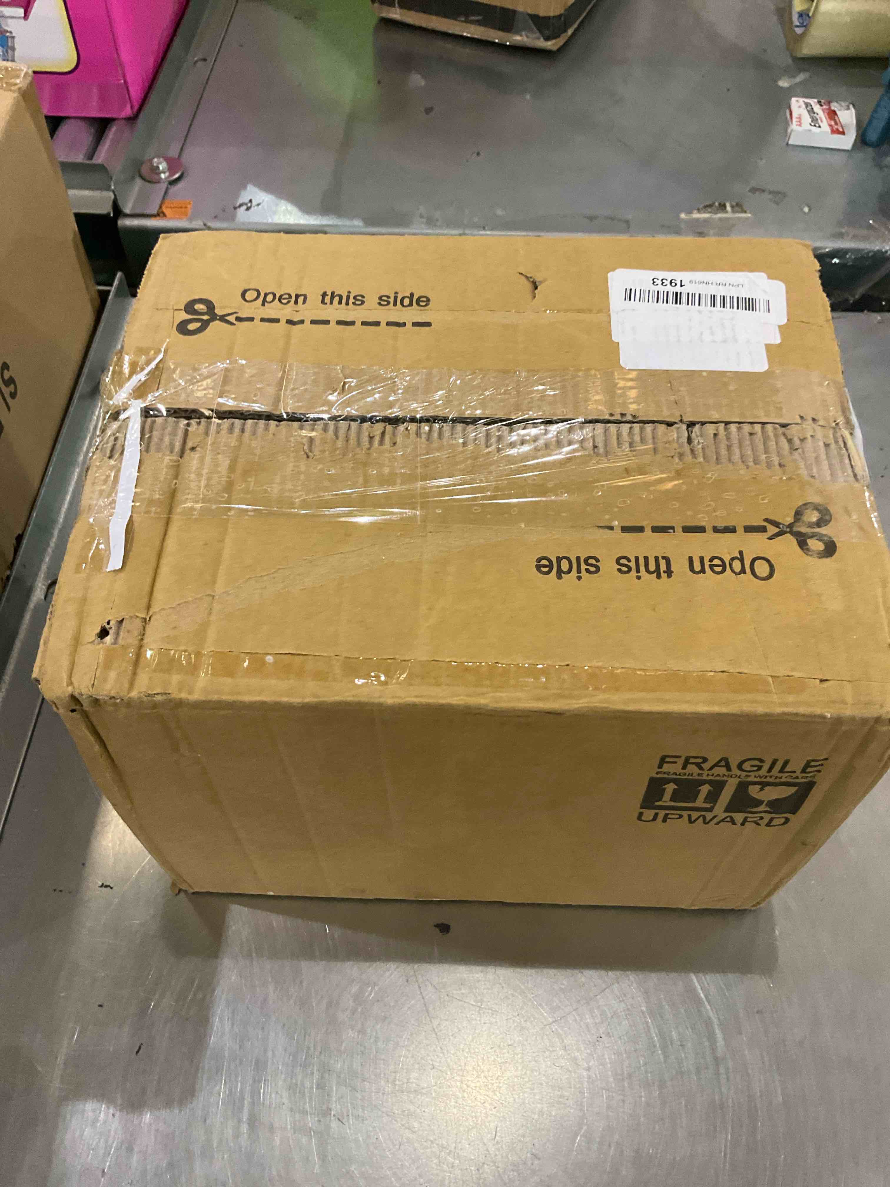 https://s3.amazonaws.com/lotting-images-prod/BargainHunt/EXS01026785_1707405683578.jpeg