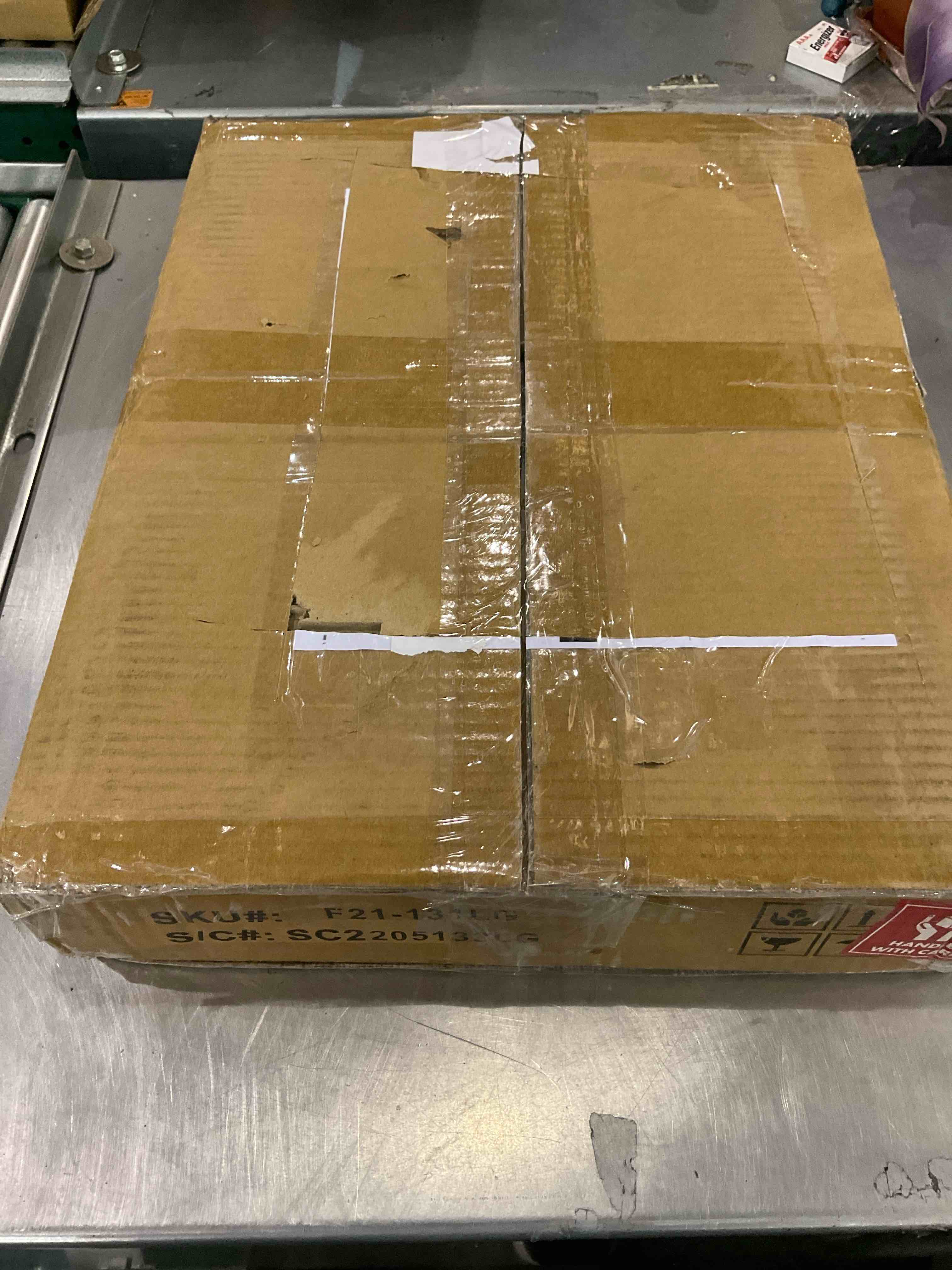 https://s3.amazonaws.com/lotting-images-prod/BargainHunt/EXS01026901_1707490125401.jpeg