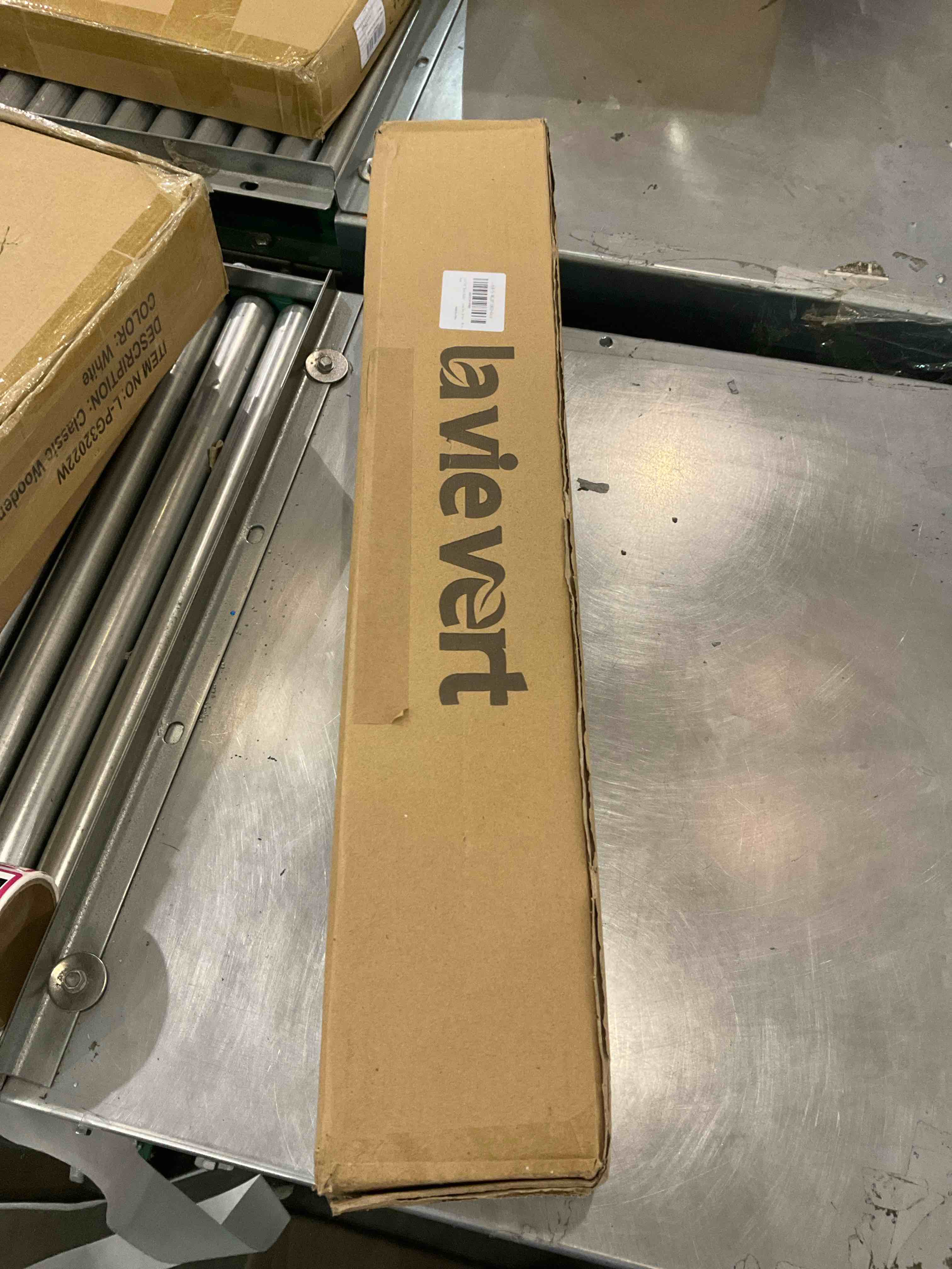 https://s3.amazonaws.com/lotting-images-prod/BargainHunt/EXS01026936_1707493049966.jpeg