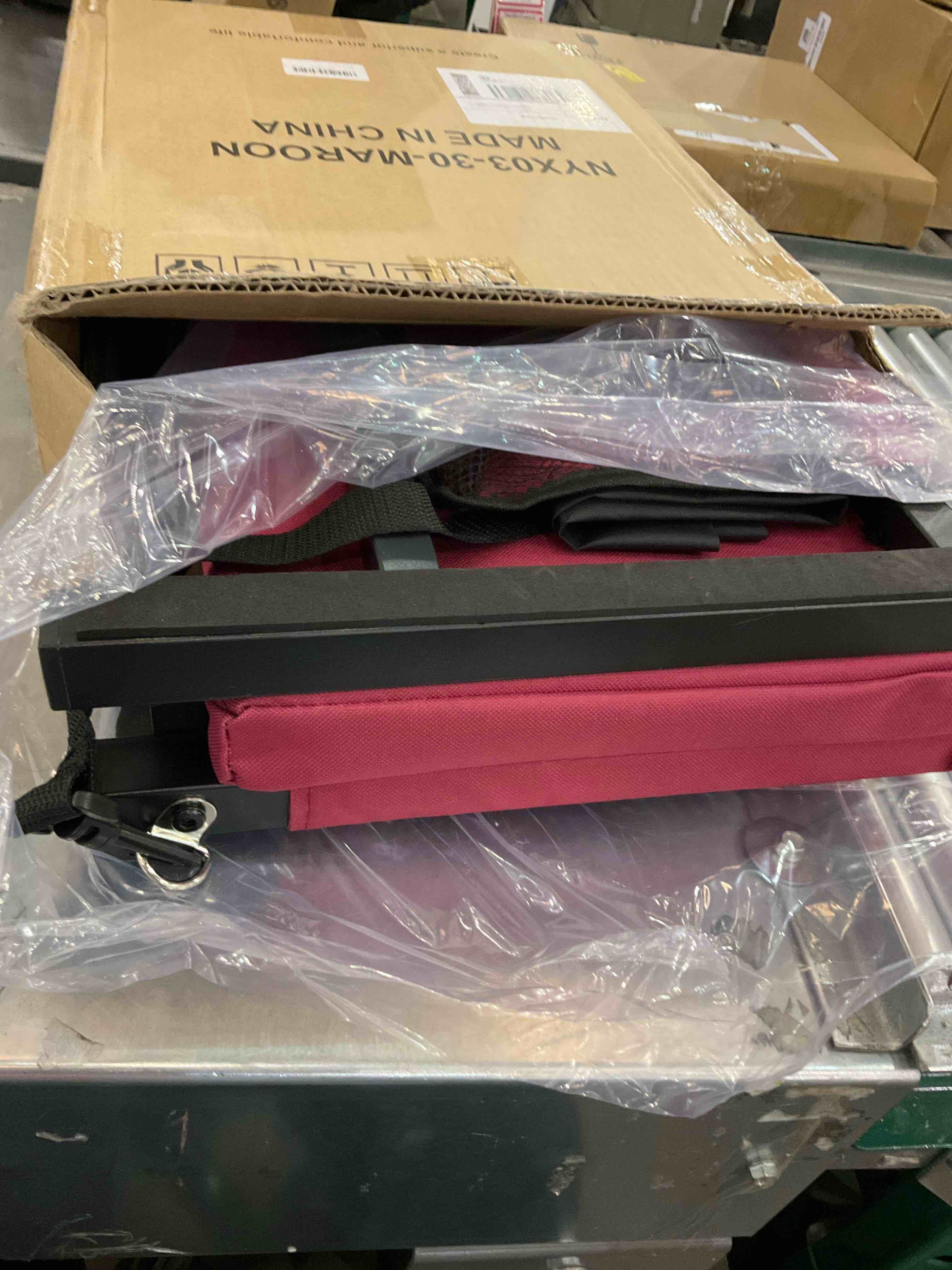https://s3.amazonaws.com/lotting-images-prod/BargainHunt/EXS01027091_1707333898512.jpeg