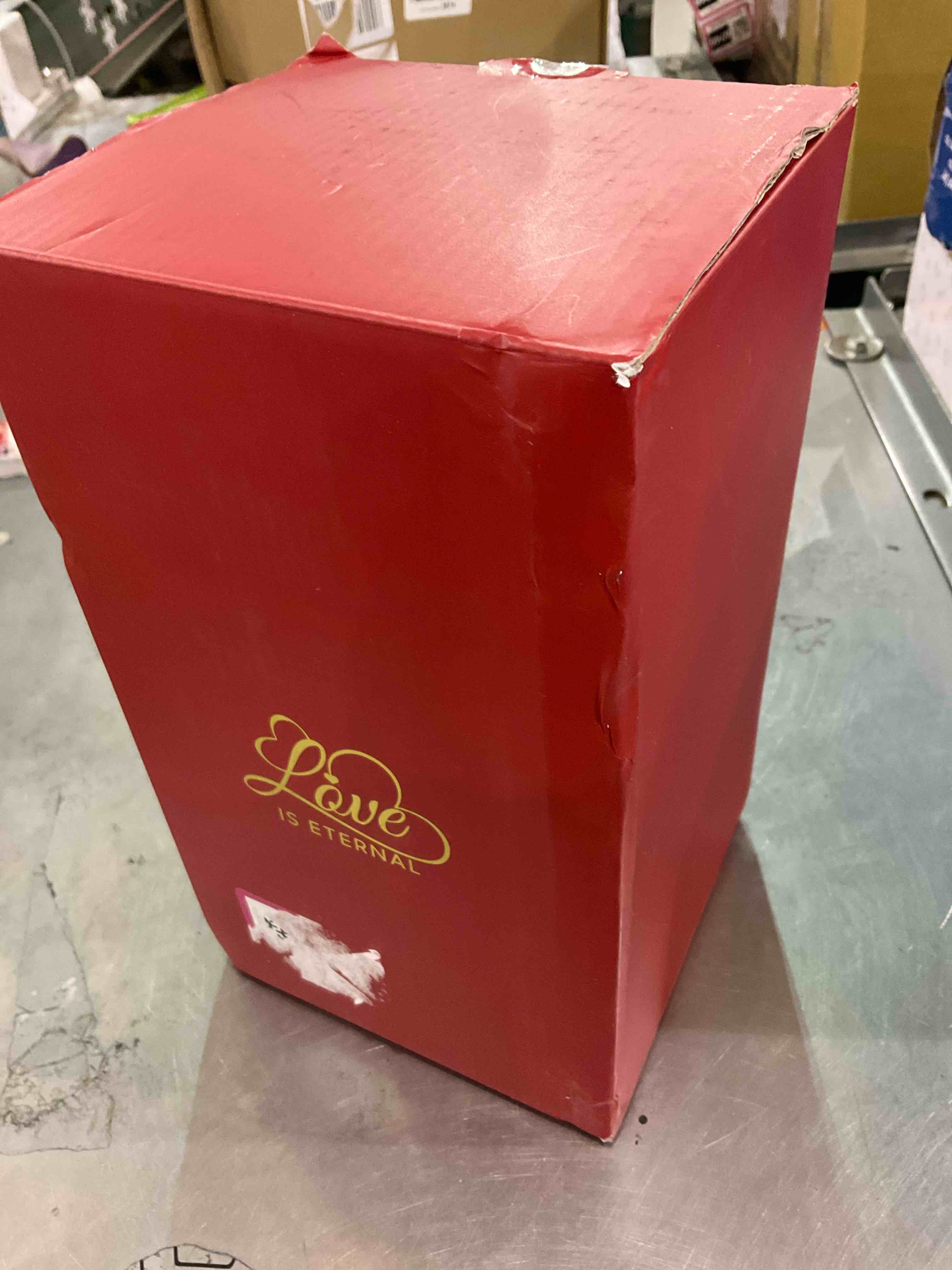 https://s3.amazonaws.com/lotting-images-prod/BargainHunt/EXS01027112_1707399152467.jpeg