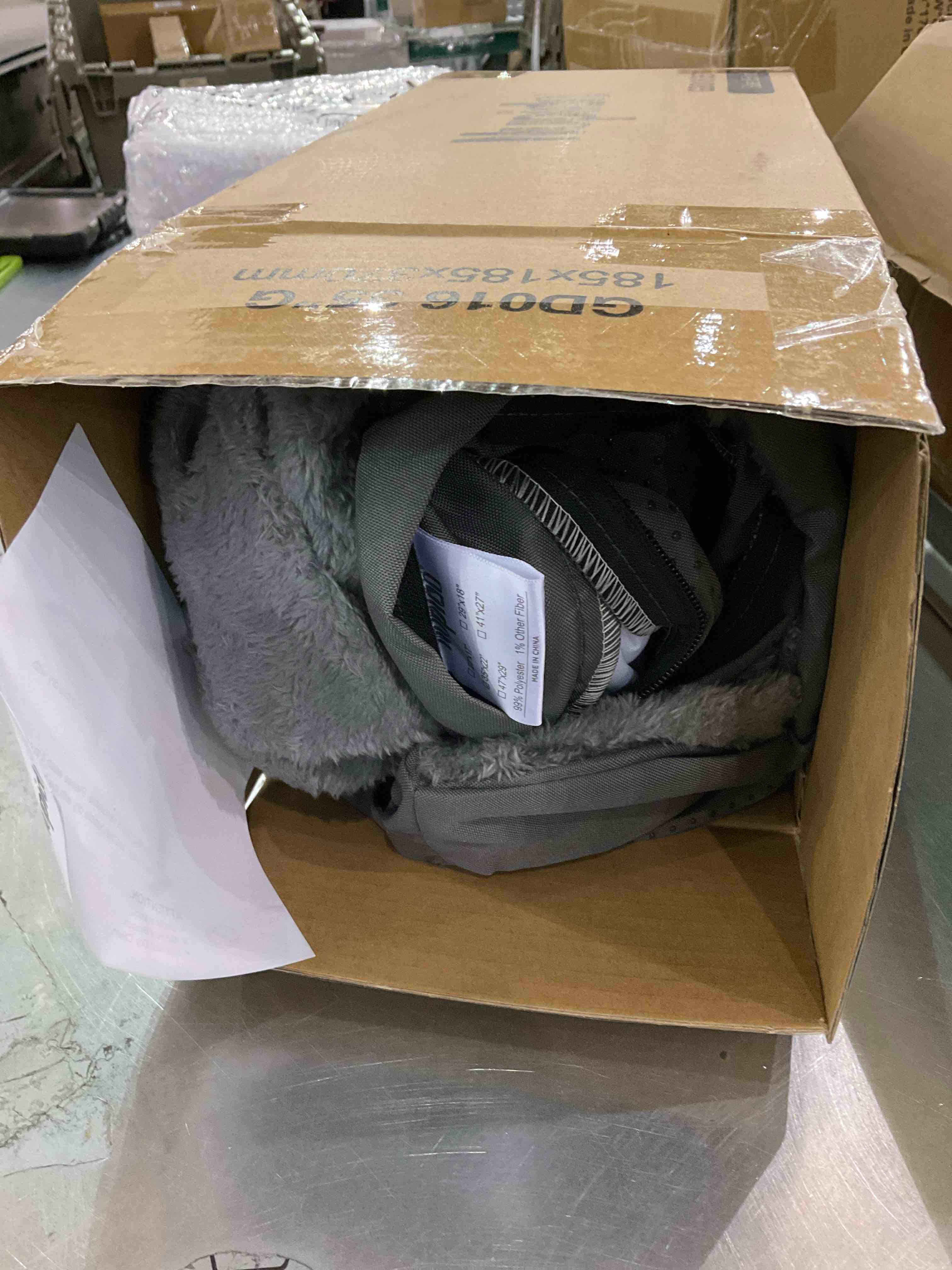 https://s3.amazonaws.com/lotting-images-prod/BargainHunt/EXS01027269_1707489796433.jpeg