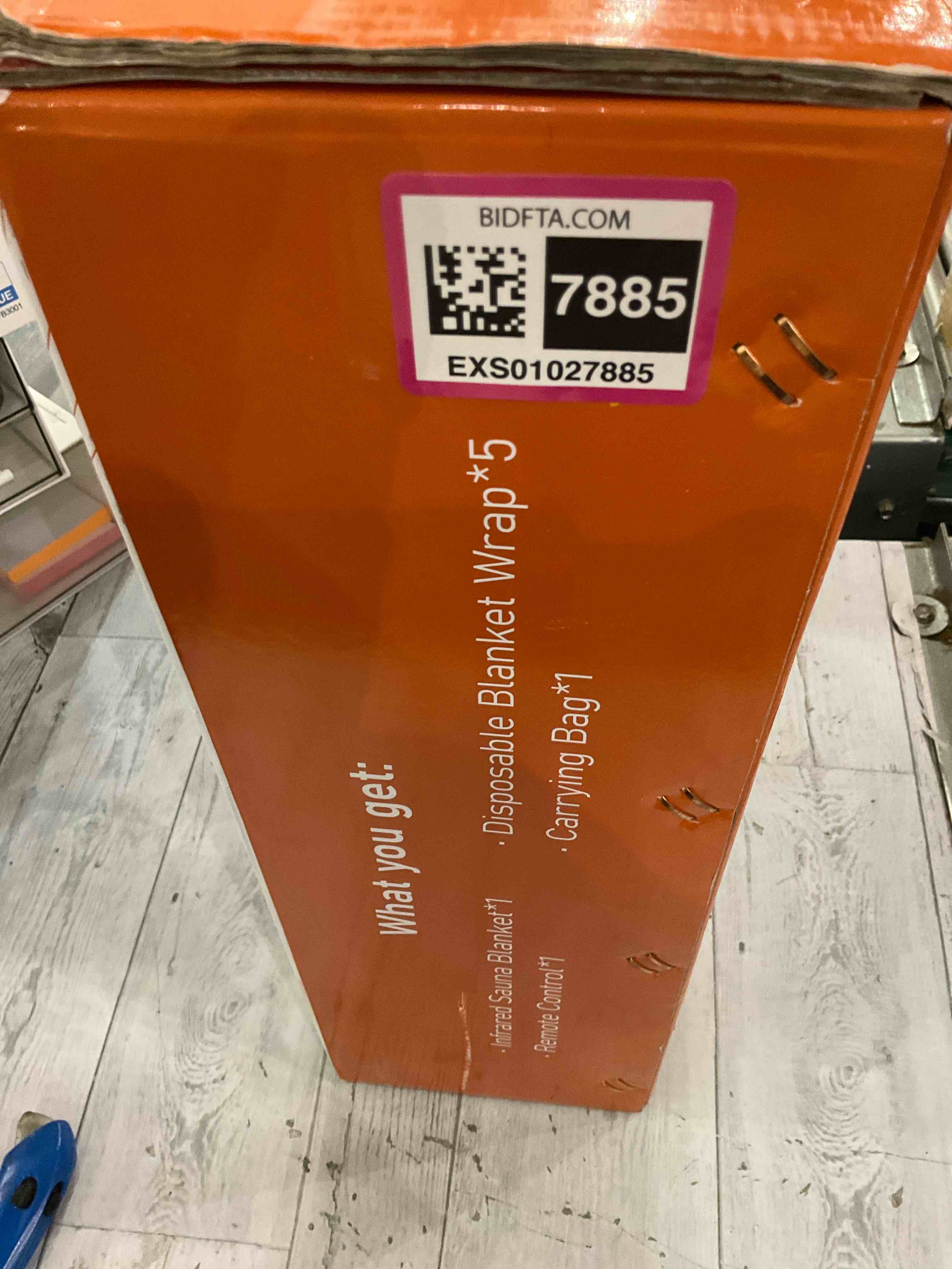 https://s3.amazonaws.com/lotting-images-prod/BargainHunt/EXS01027885_1707752062501.jpeg