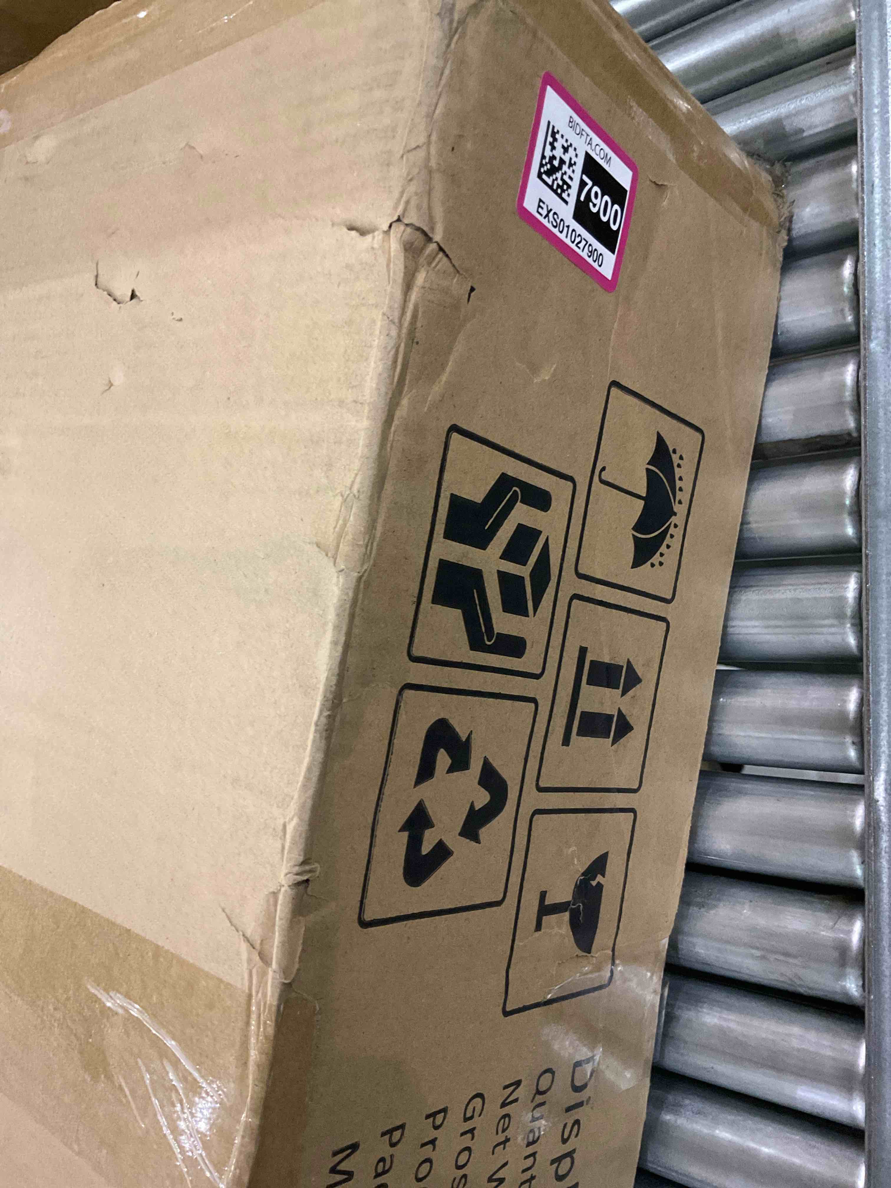 https://s3.amazonaws.com/lotting-images-prod/BargainHunt/EXS01027900_1707753977451.jpeg