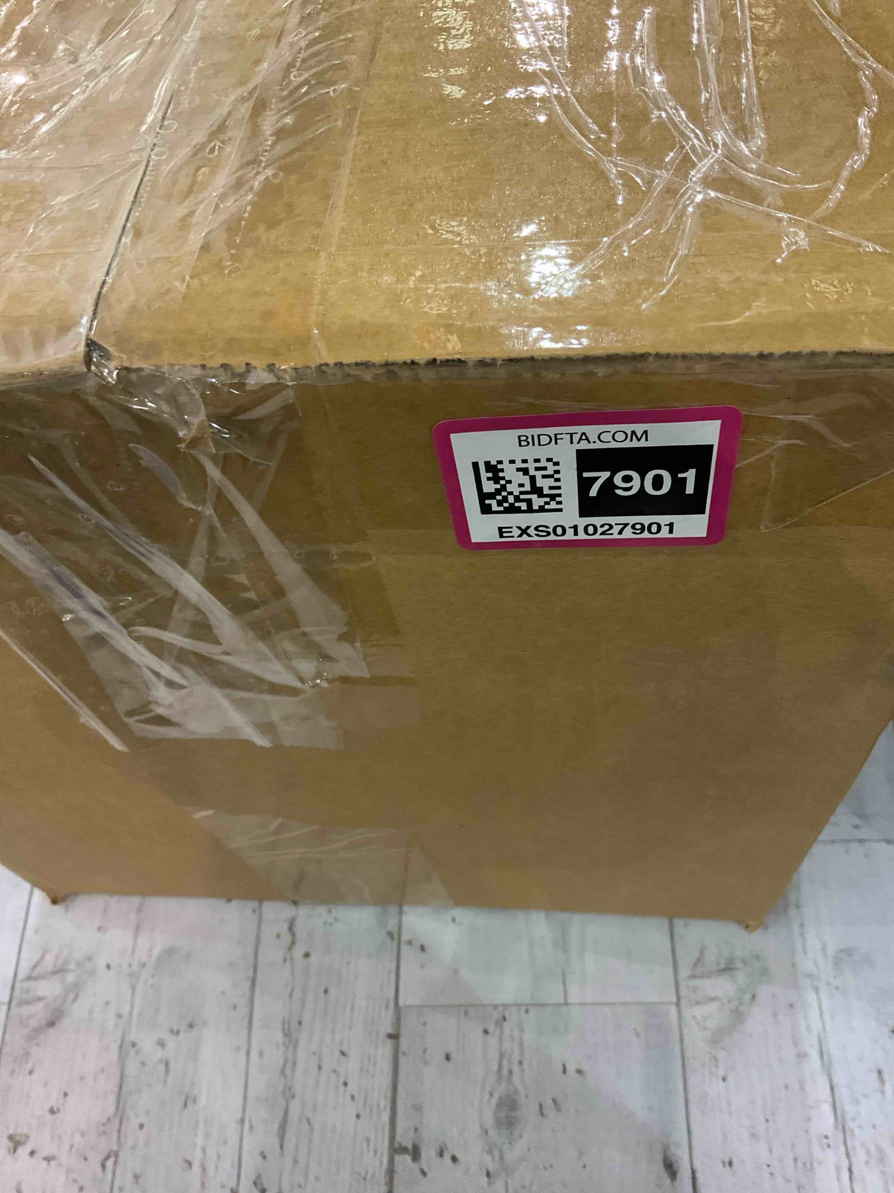 https://s3.amazonaws.com/lotting-images-prod/BargainHunt/EXS01027901_1707754128115.jpeg